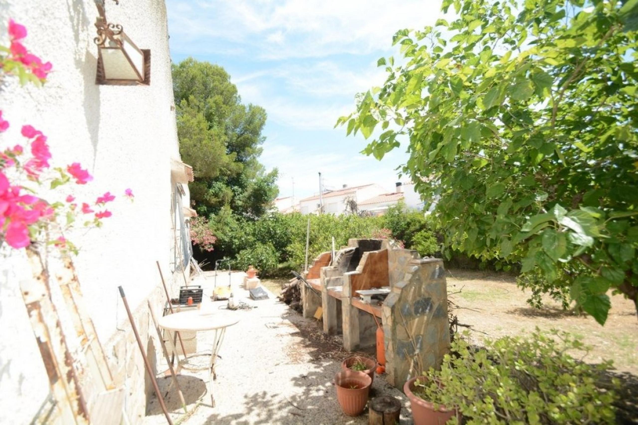 Terrain urbain de 1 000 m2. de surface sur le pèdre de la mort à Orihuela.