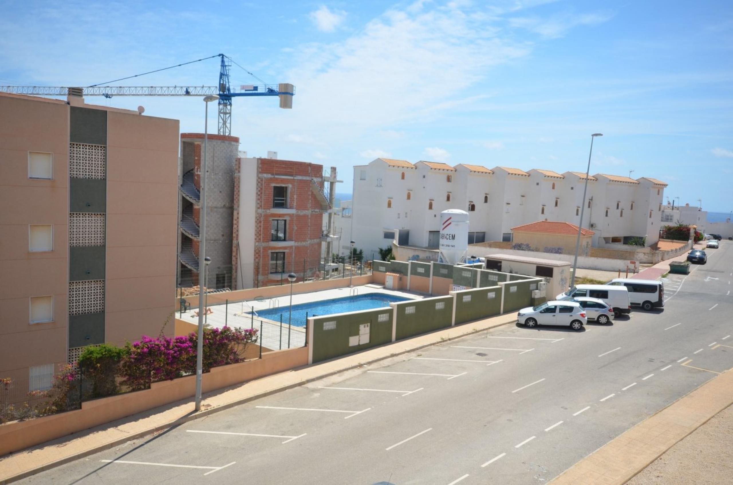 Vues panoramiques sur la plage de La Mata, 1 chambre et piscine communale