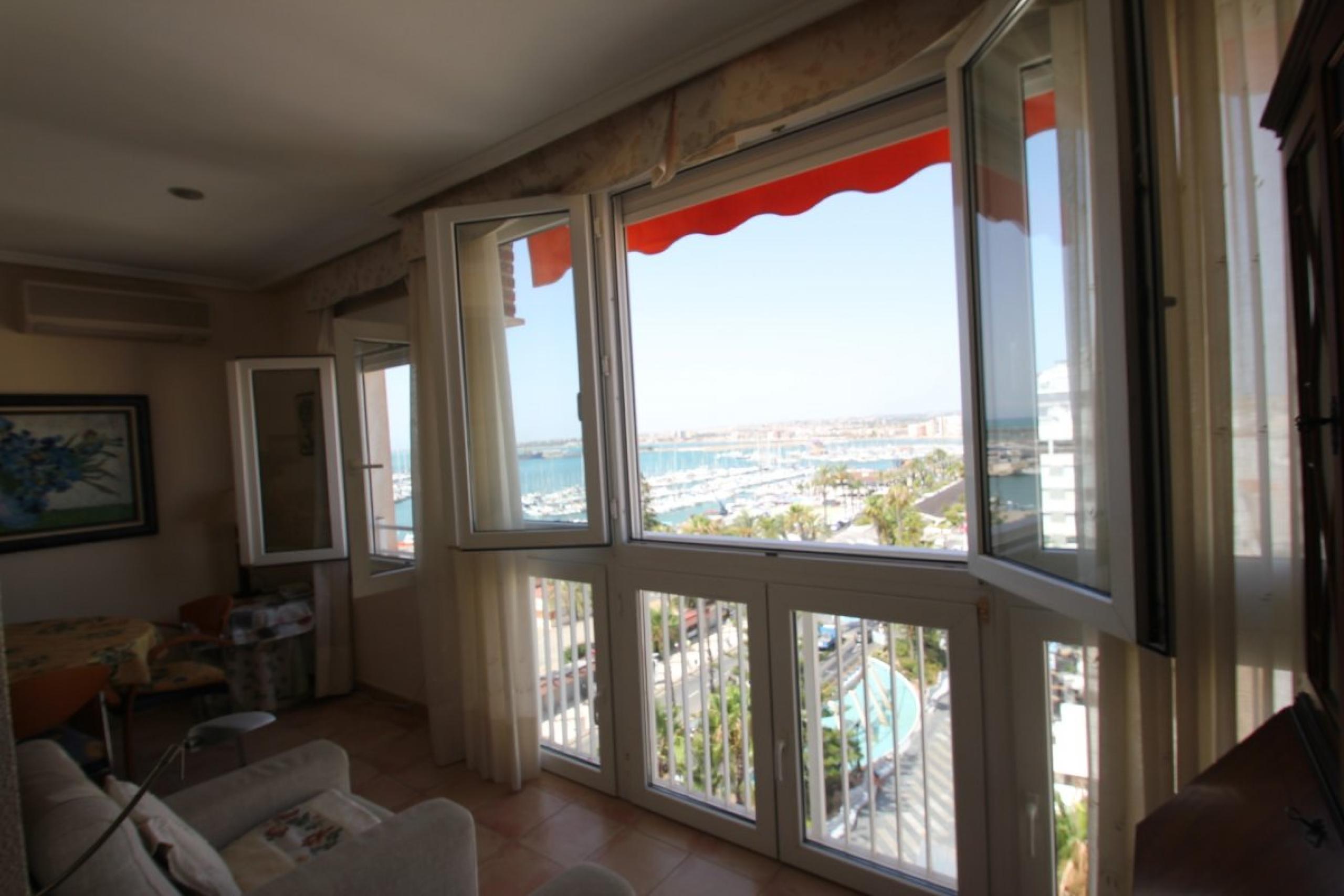 Appartement à Plaza Castelar avec vue imprenable sur la mer