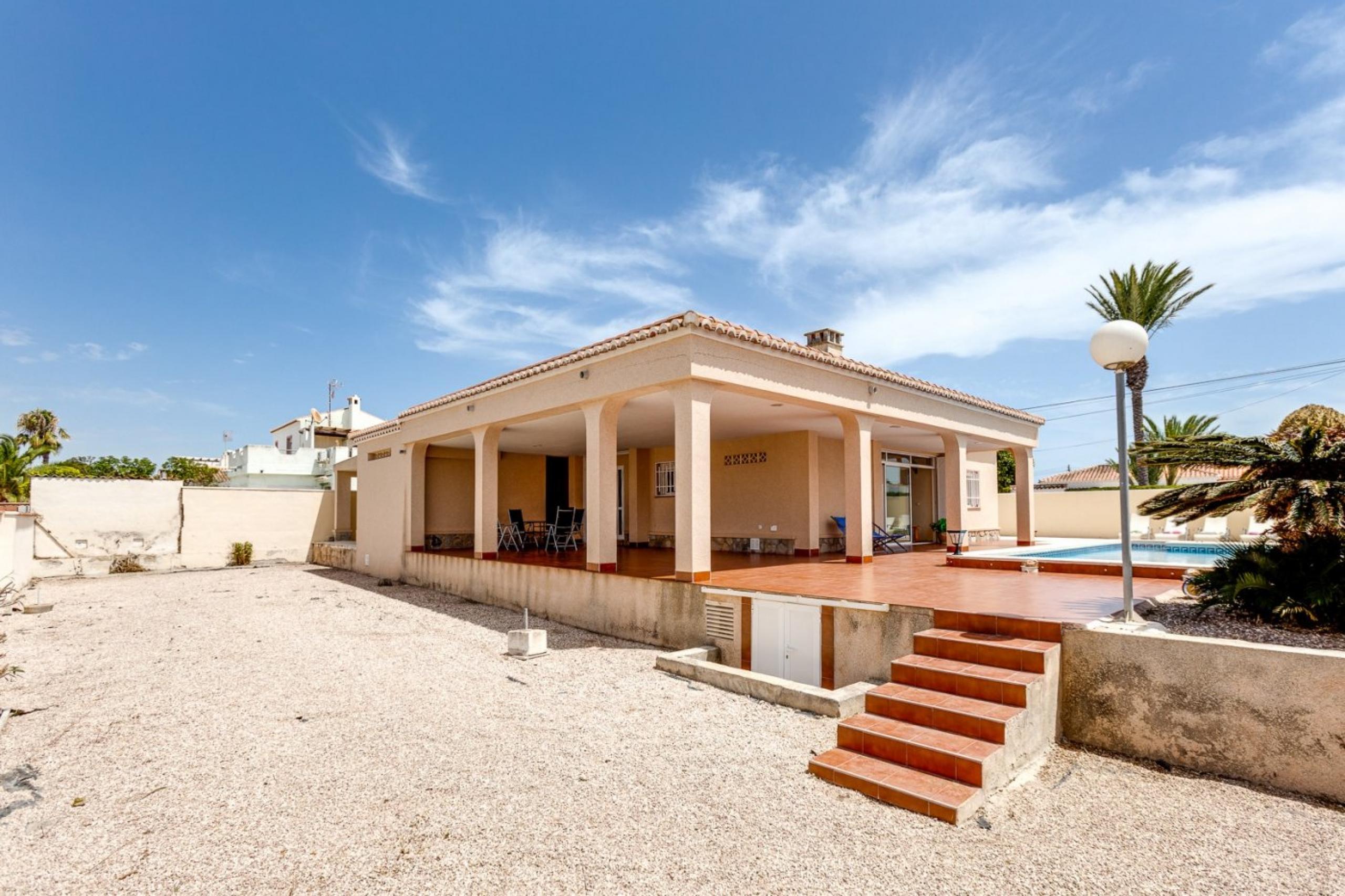 Beau chalet indépendant en Floride Torreta