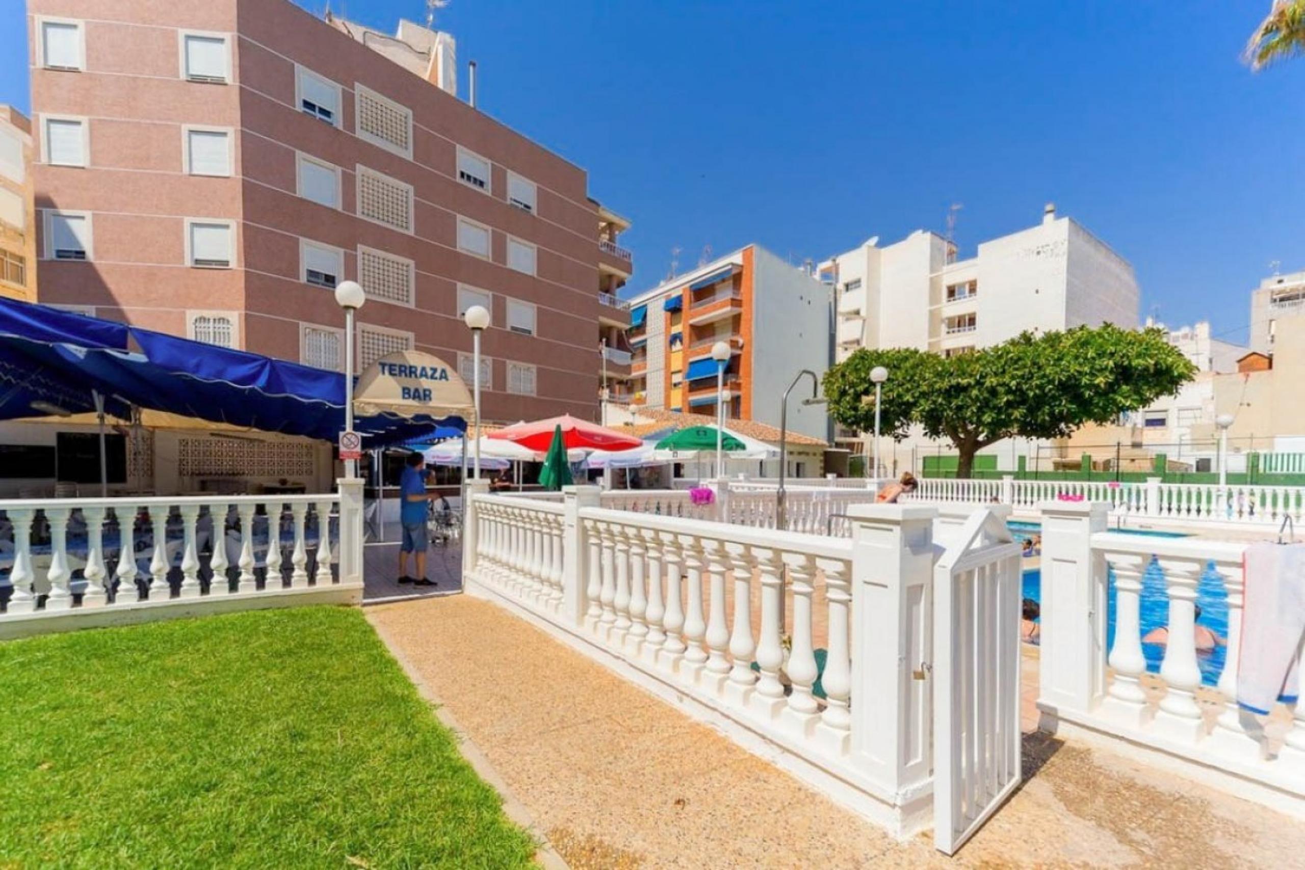 Appartement entièrement rénové à El Palmeral - Premier LÃ NEA - Los Locos Beach - Torrevieja