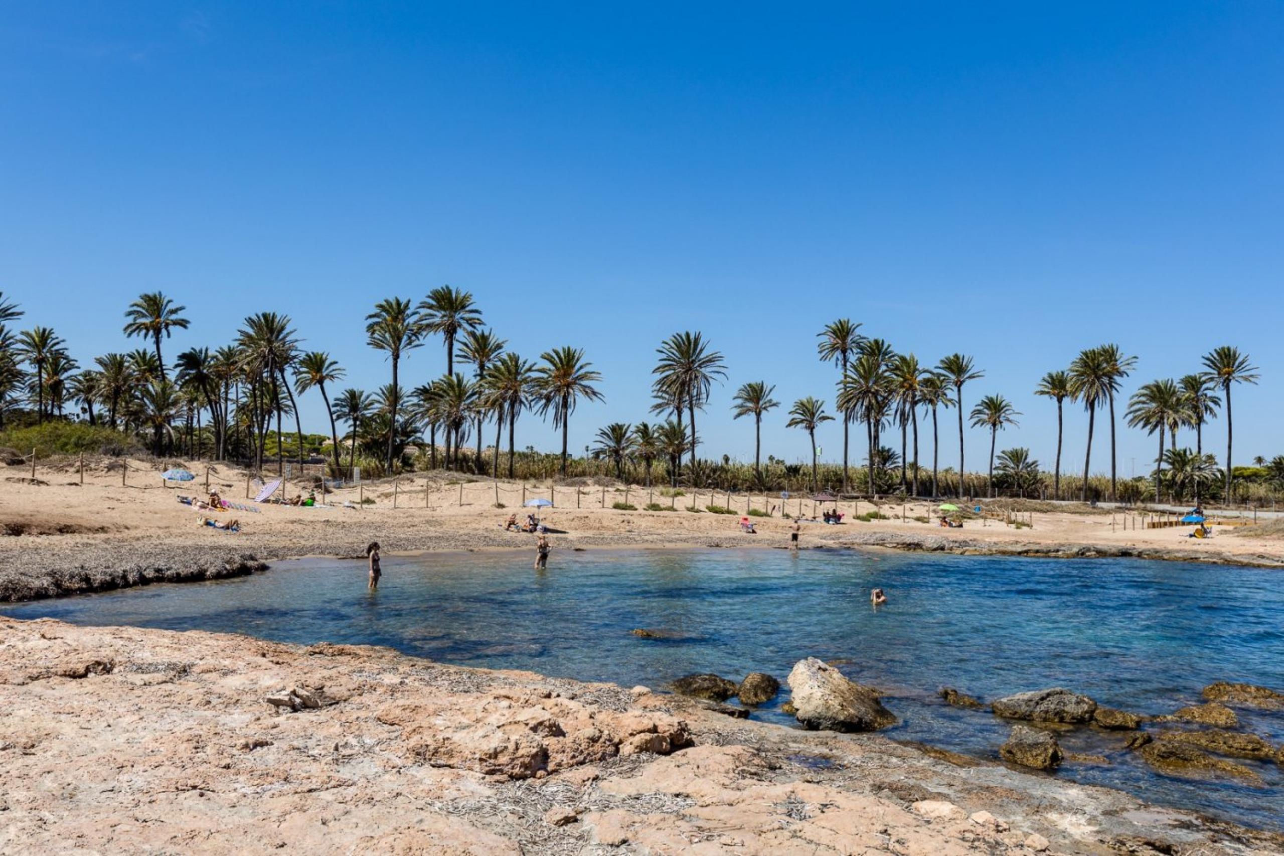 Avec Sud, la plage et la piscine!