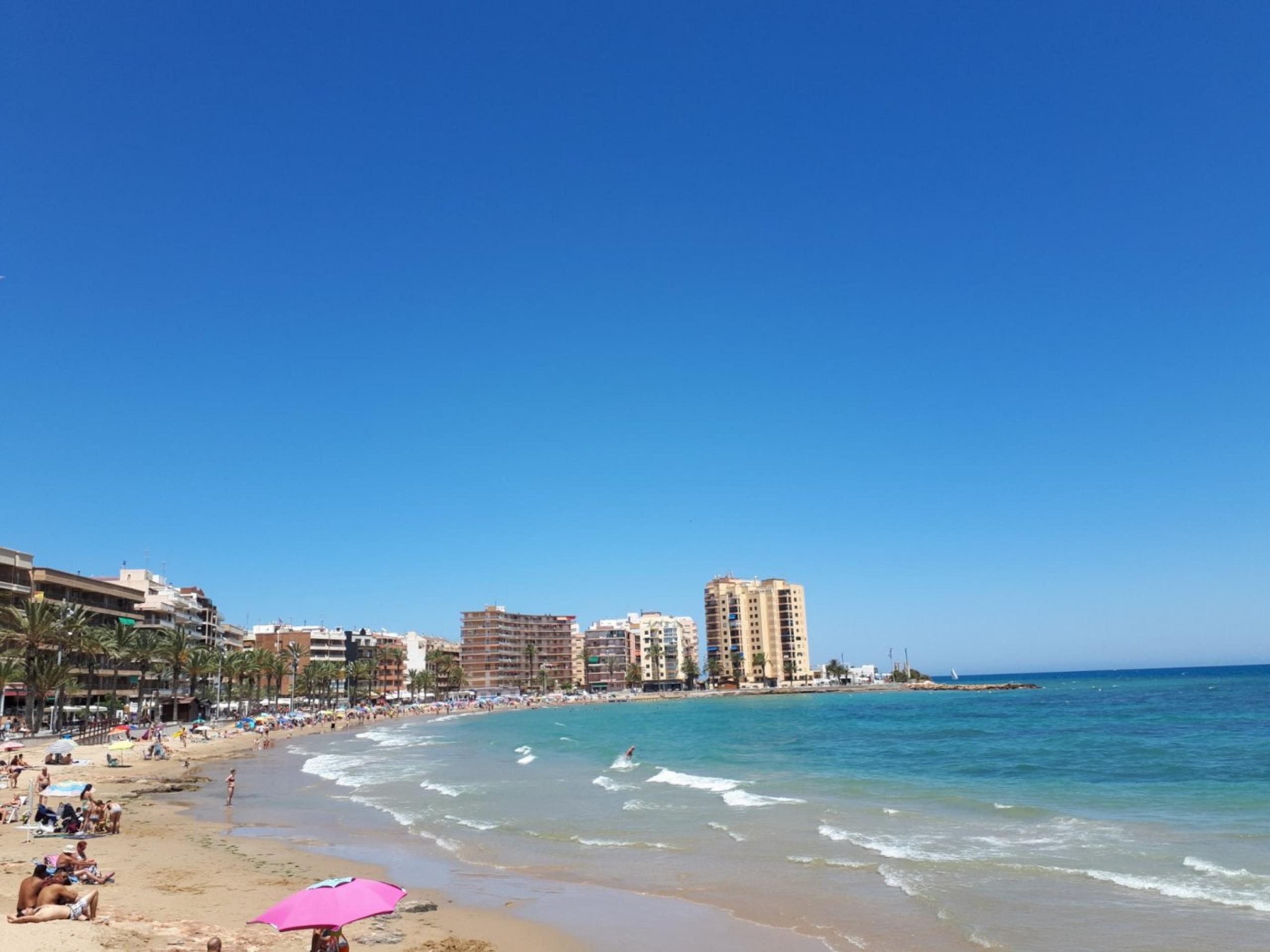 Premier plancher de la plage de la cure. (Torrevieja)