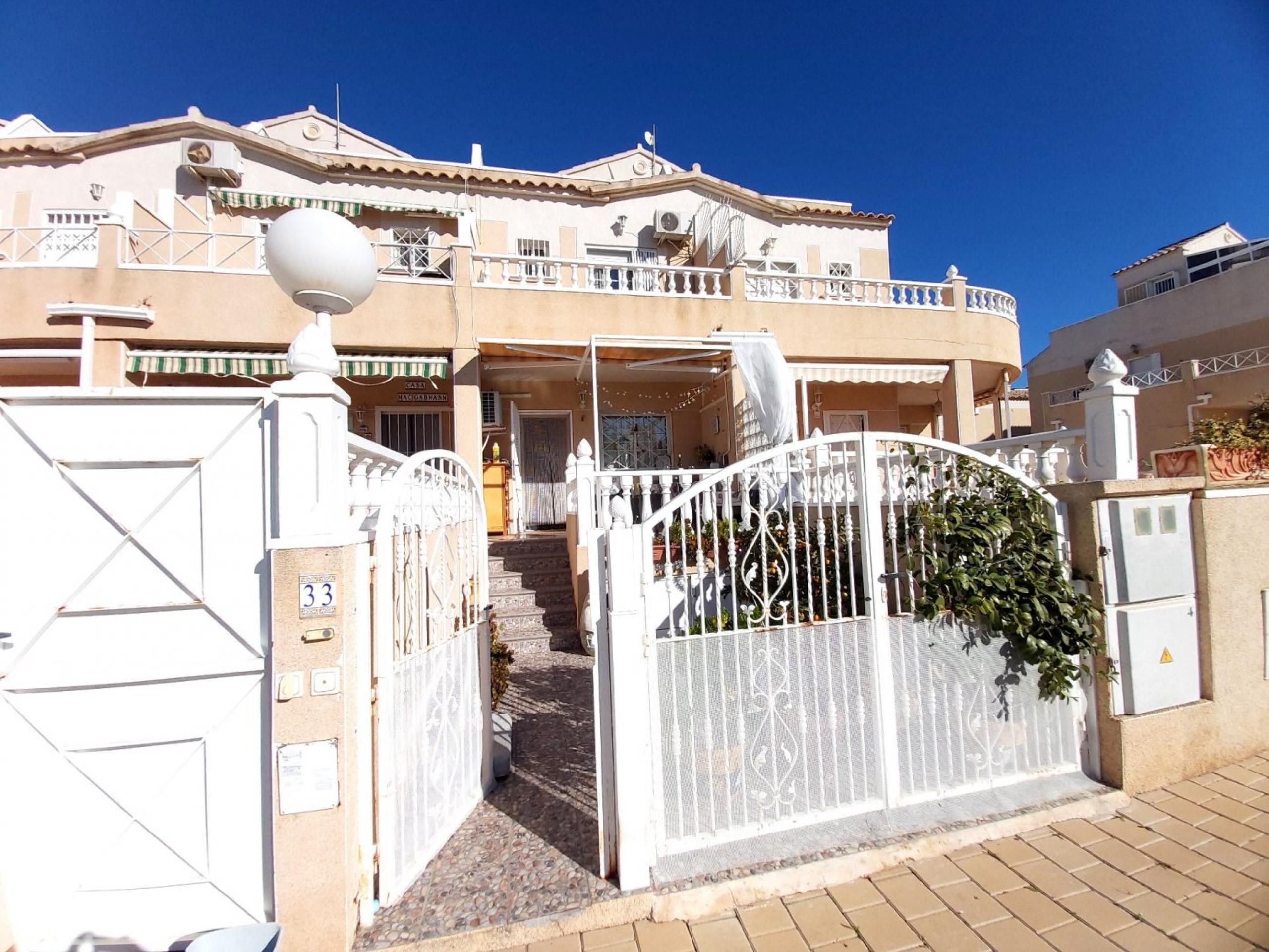 Maison de ville fantastique avec une vue imprenable à Torrevieja