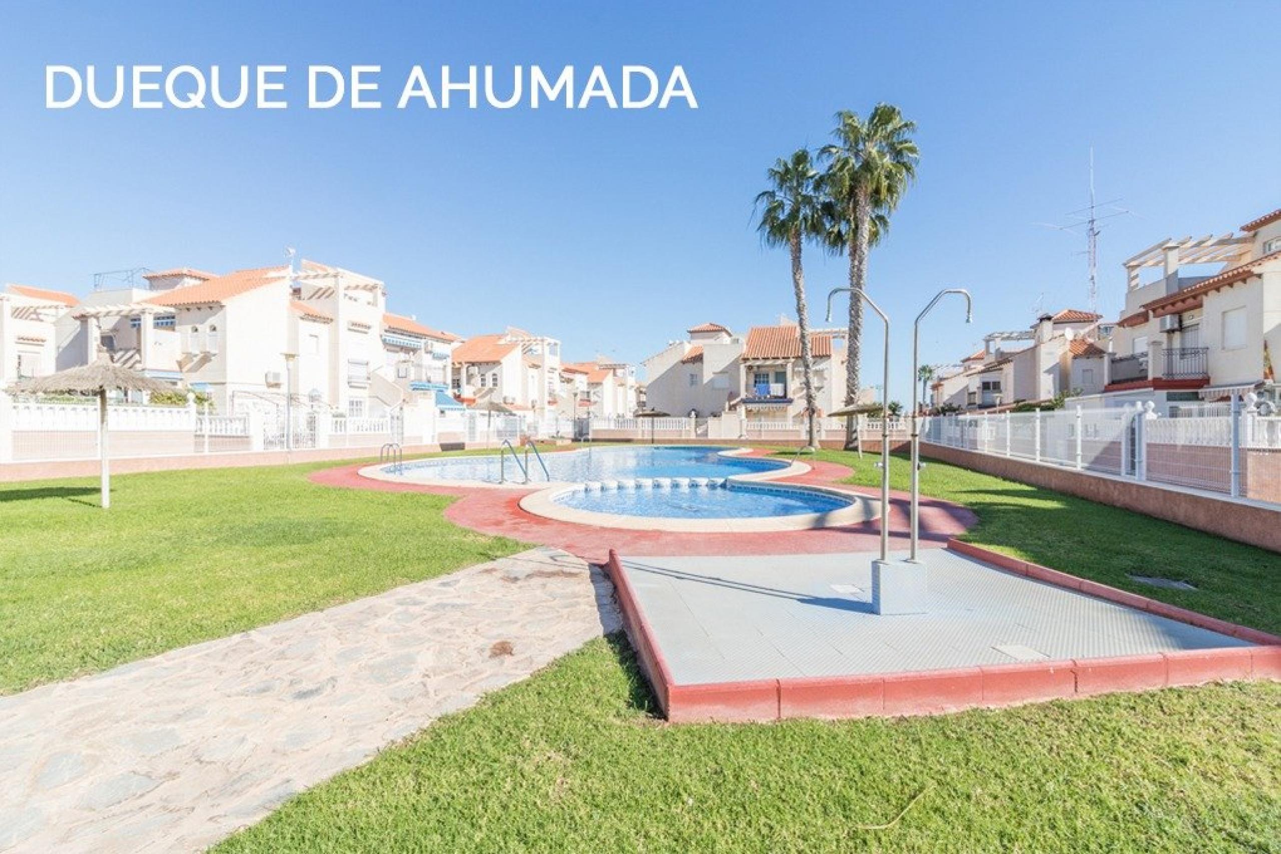 Rez-de-chaussée avec grande terrasse à Playa Flamenca