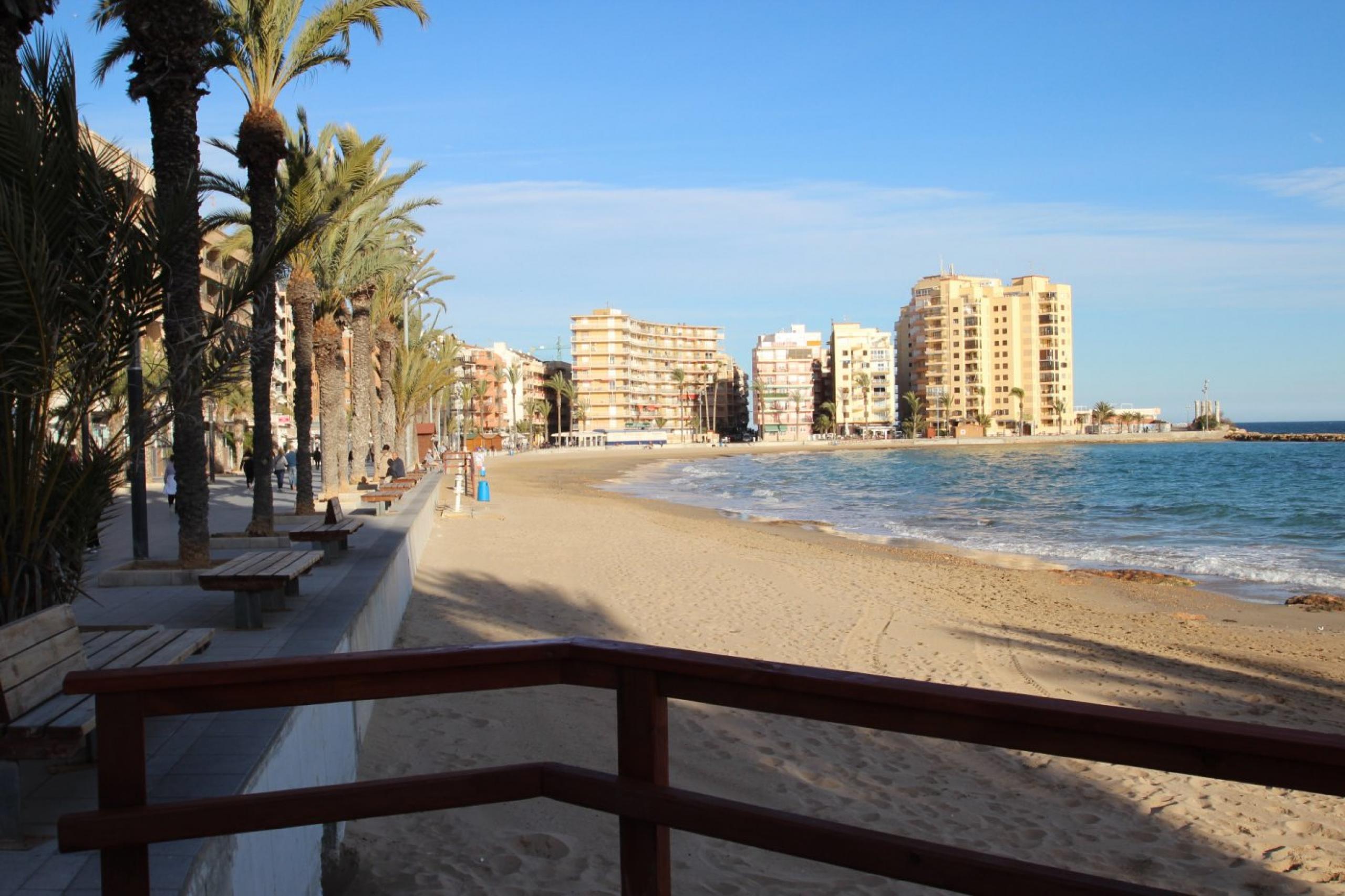 300m appartement de la plage de la cure