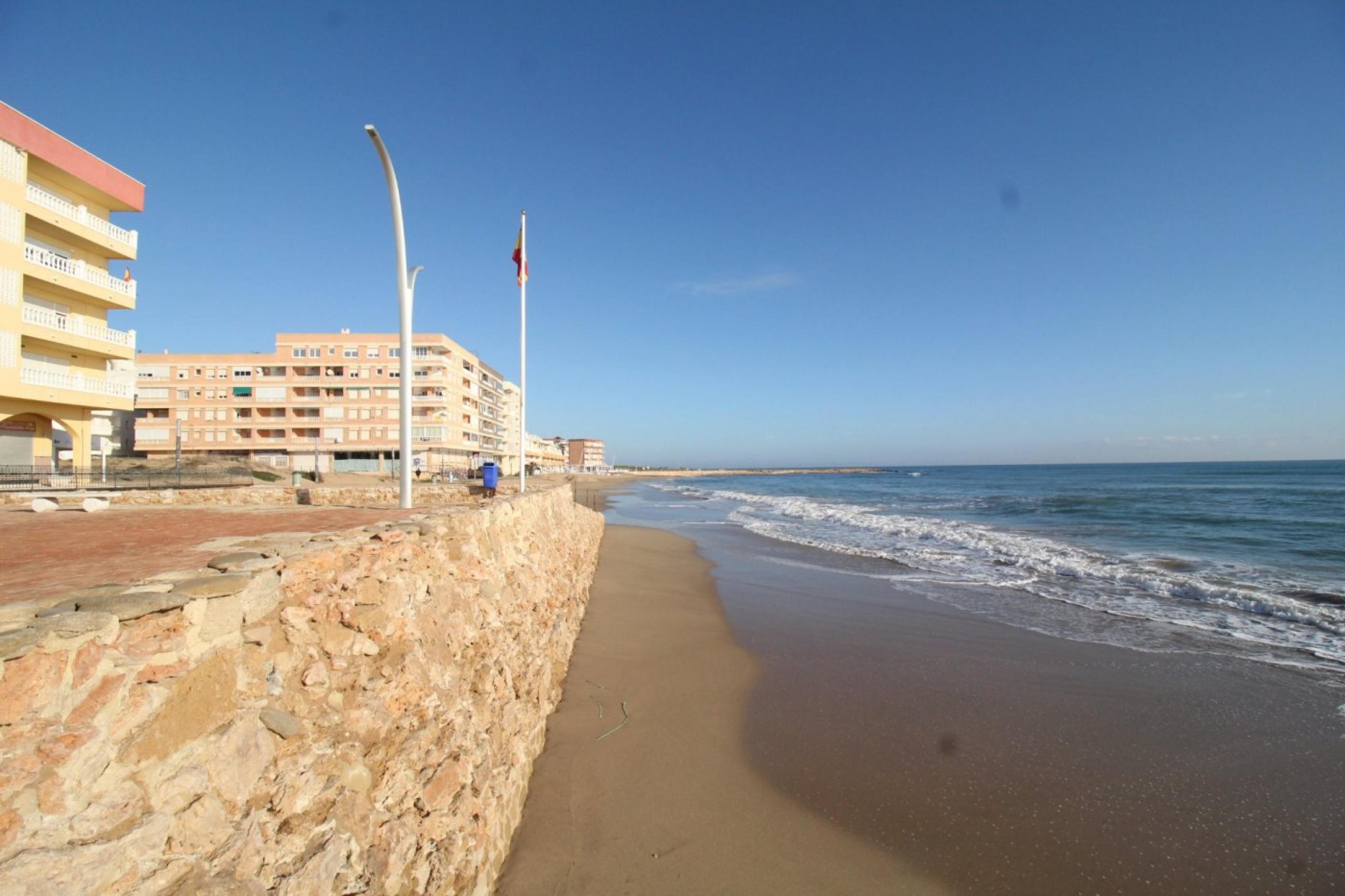 3 chambres à 100m de la mer!