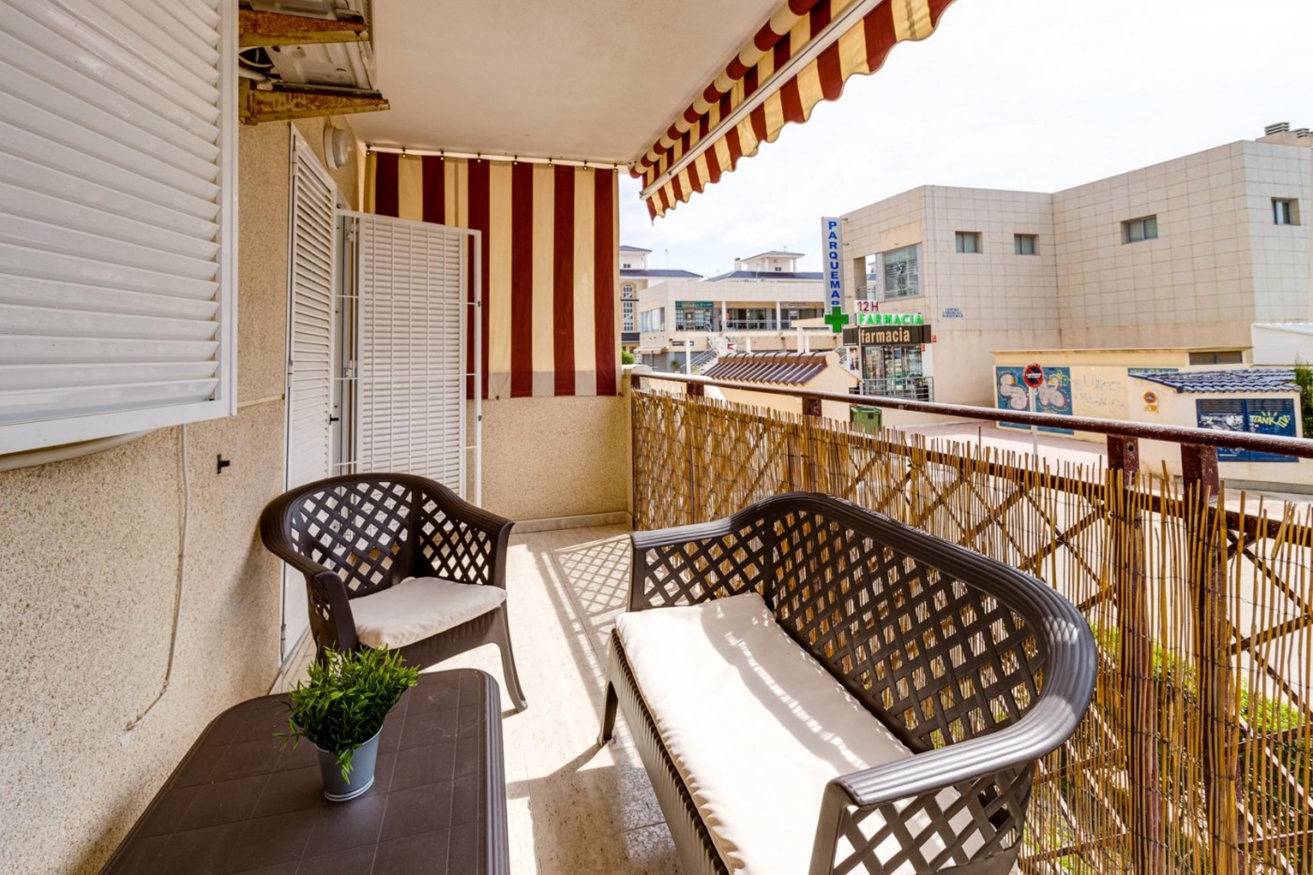 Appartement de luxe 1 chambre + garage. Résidentiel sur la première ligne de la plage de La Mata