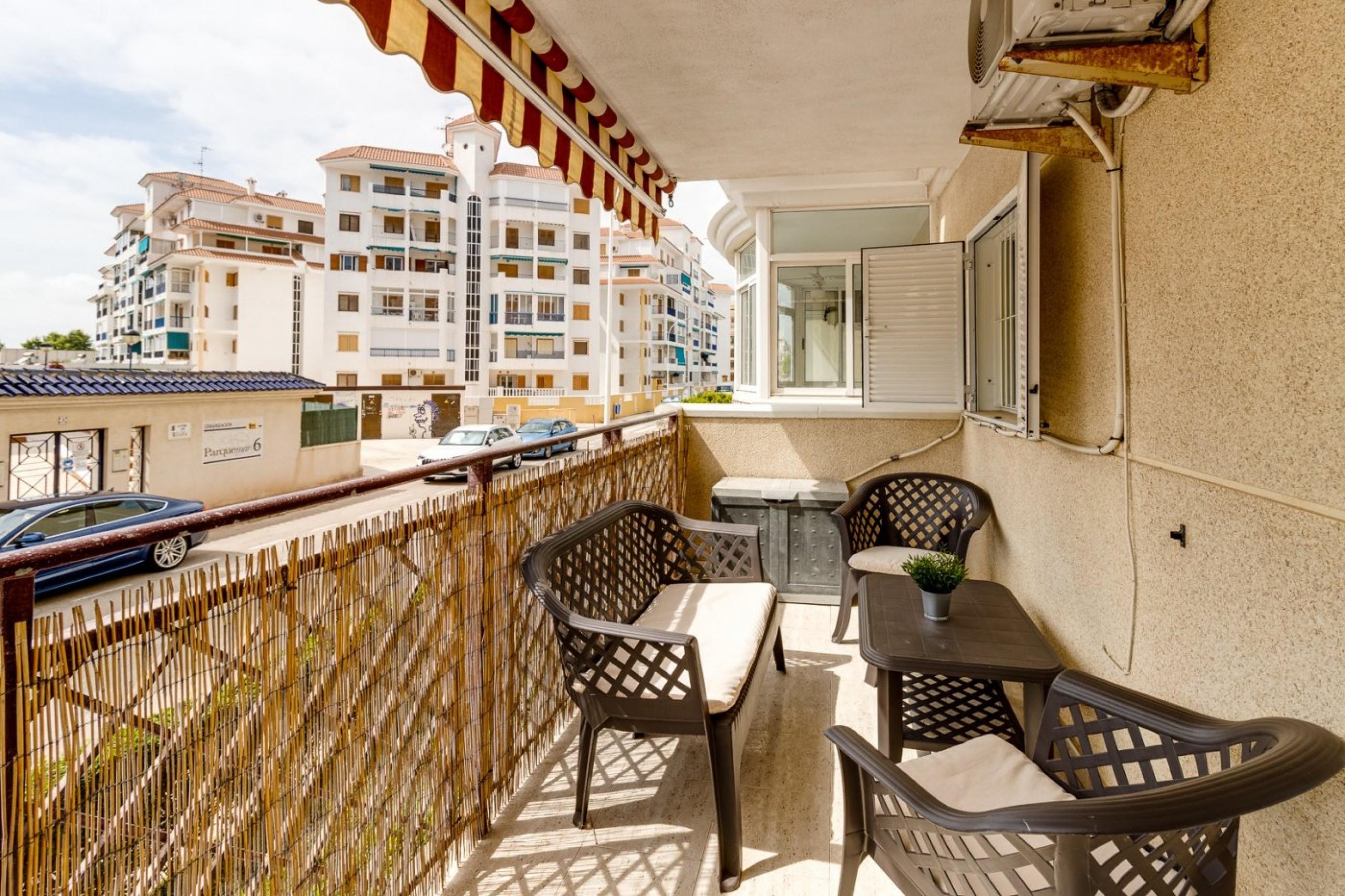 Appartement de luxe 1 chambre + garage. Résidentiel sur la première ligne de la plage de La Mata