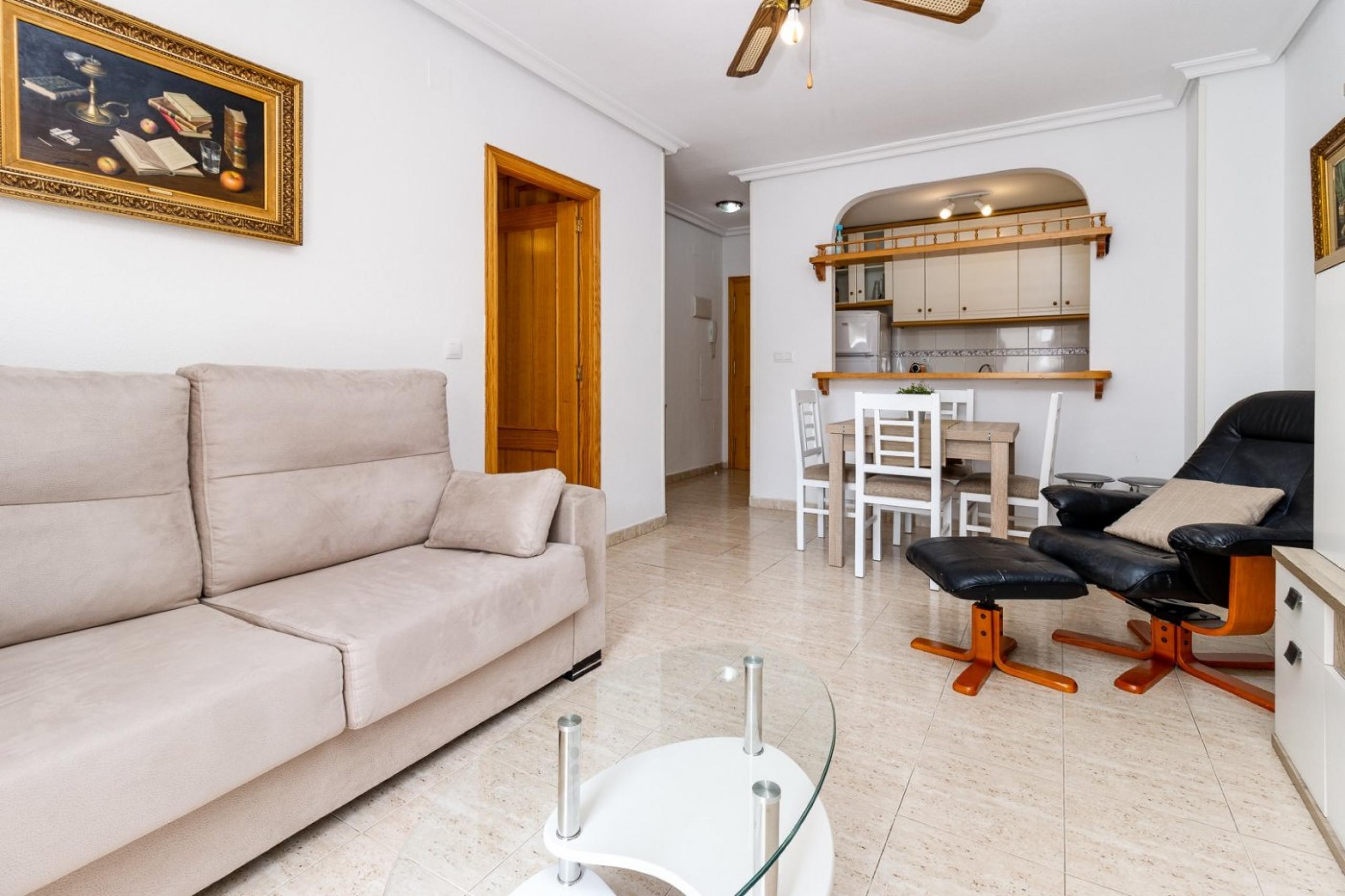 Appartement de luxe 1 chambre + garage. Résidentiel sur la première ligne de la plage de La Mata