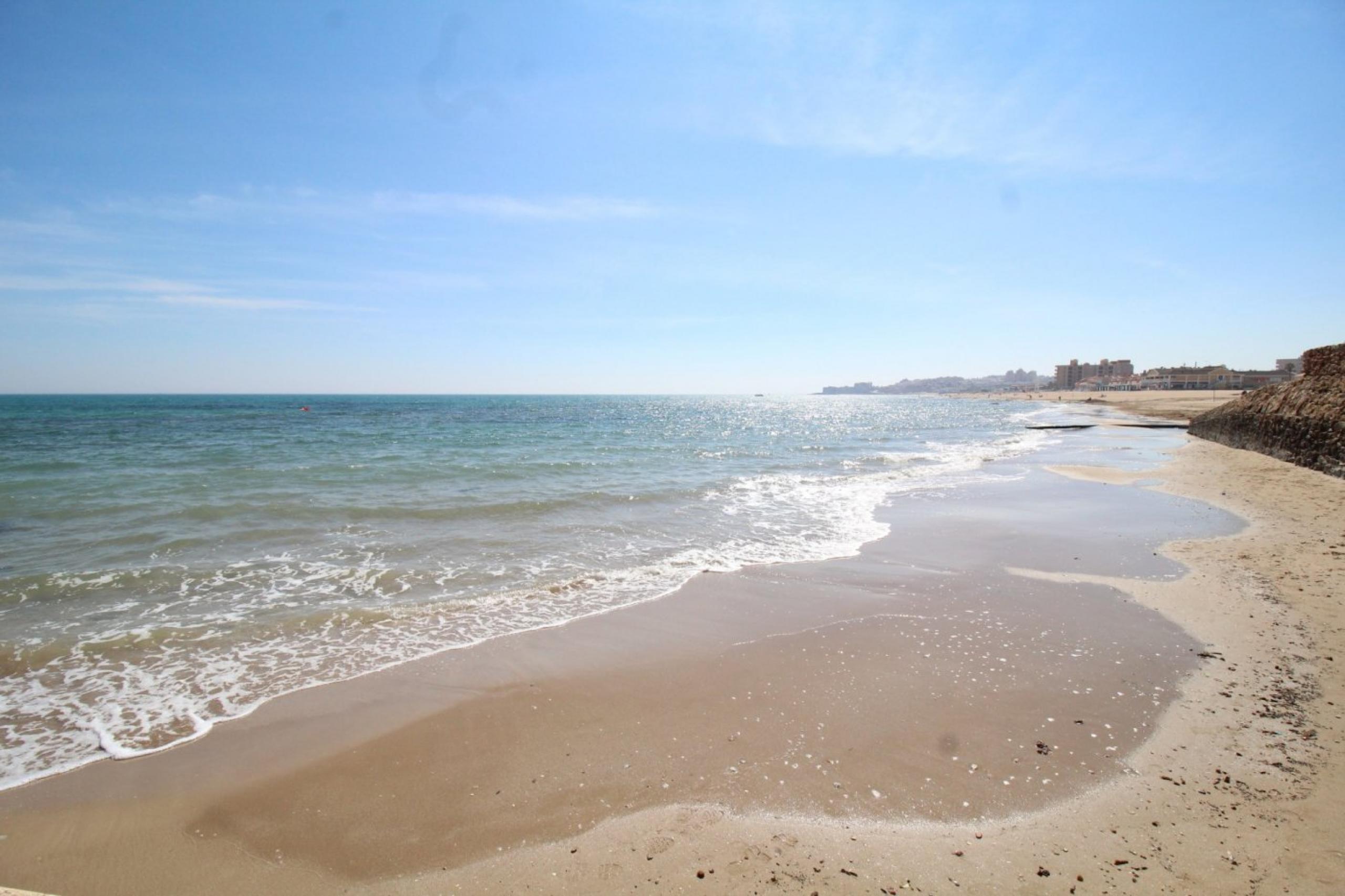 Fantastique appartement de deux chambres à La Mata à 50m de la mer