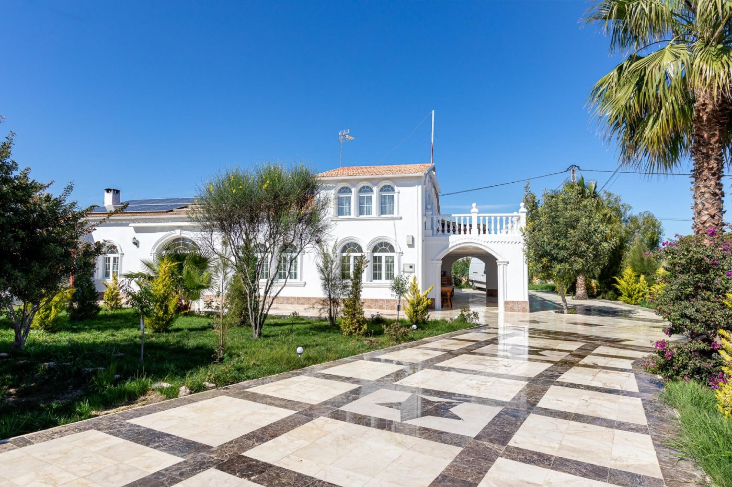 Villa de luxe très proche de la mer