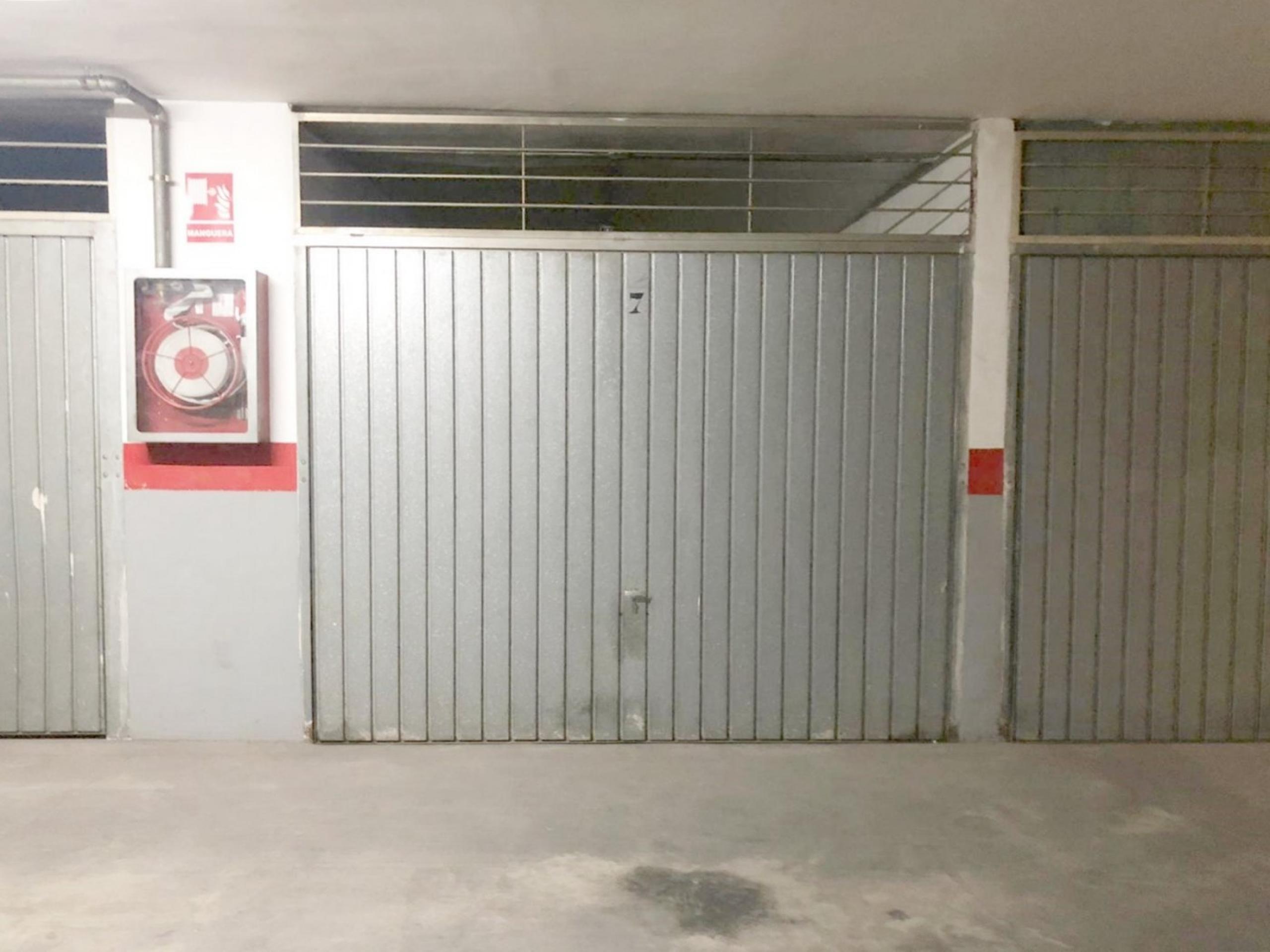 Garage fermé de 17m2