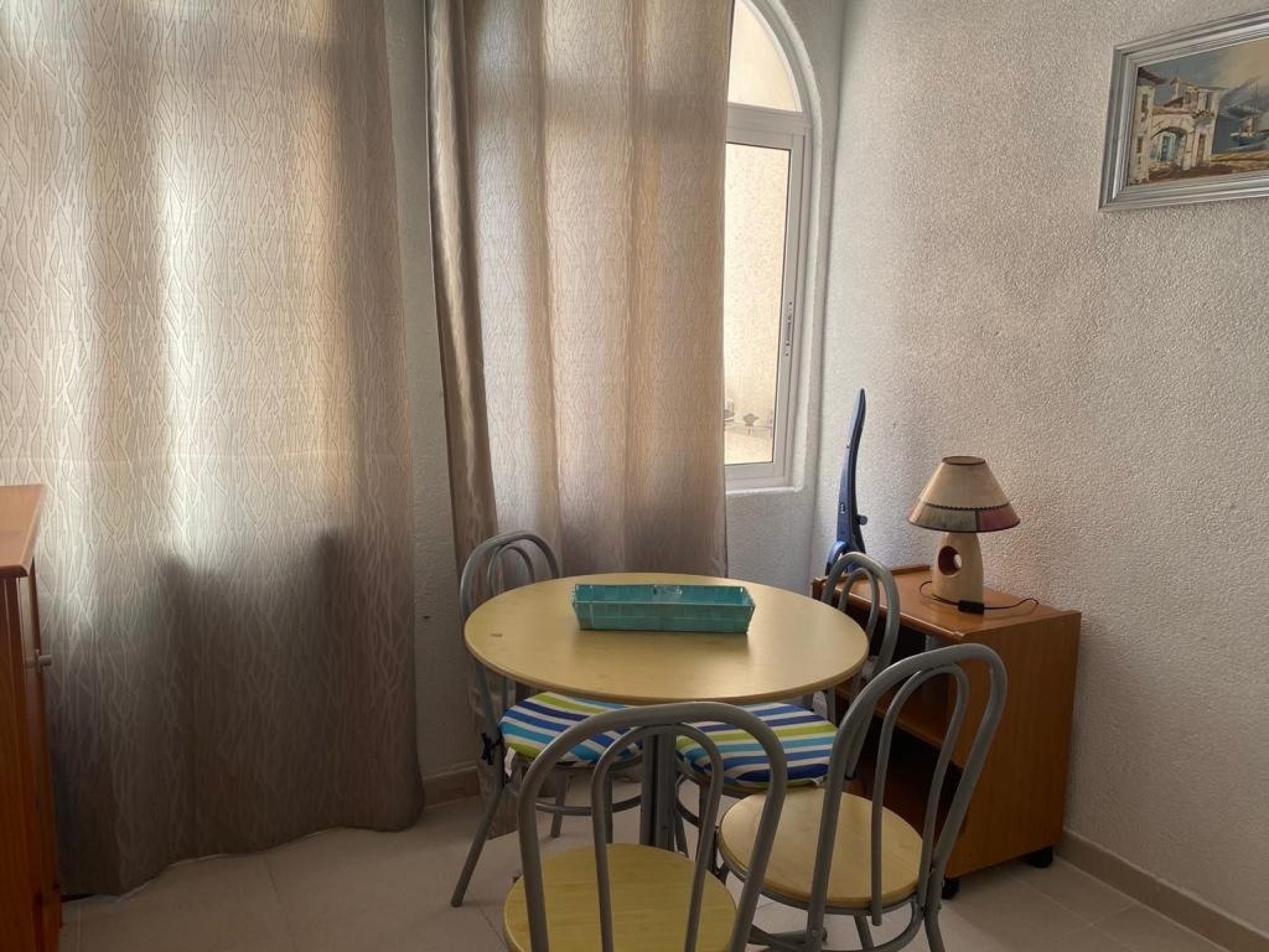 Appartement confortable à seulement 500 mètres de la célèbre plage de La Mata.