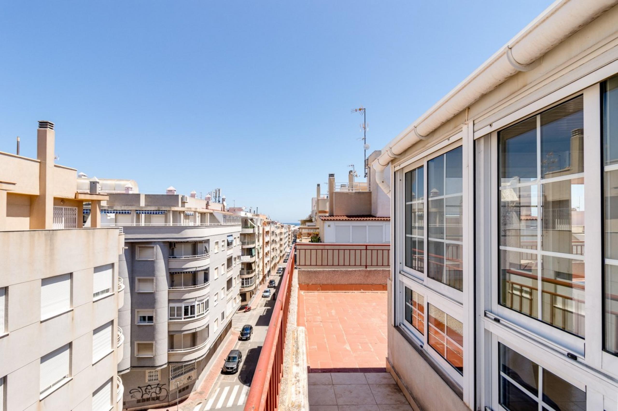 Une terrasse à vivre et une vue à la semelle