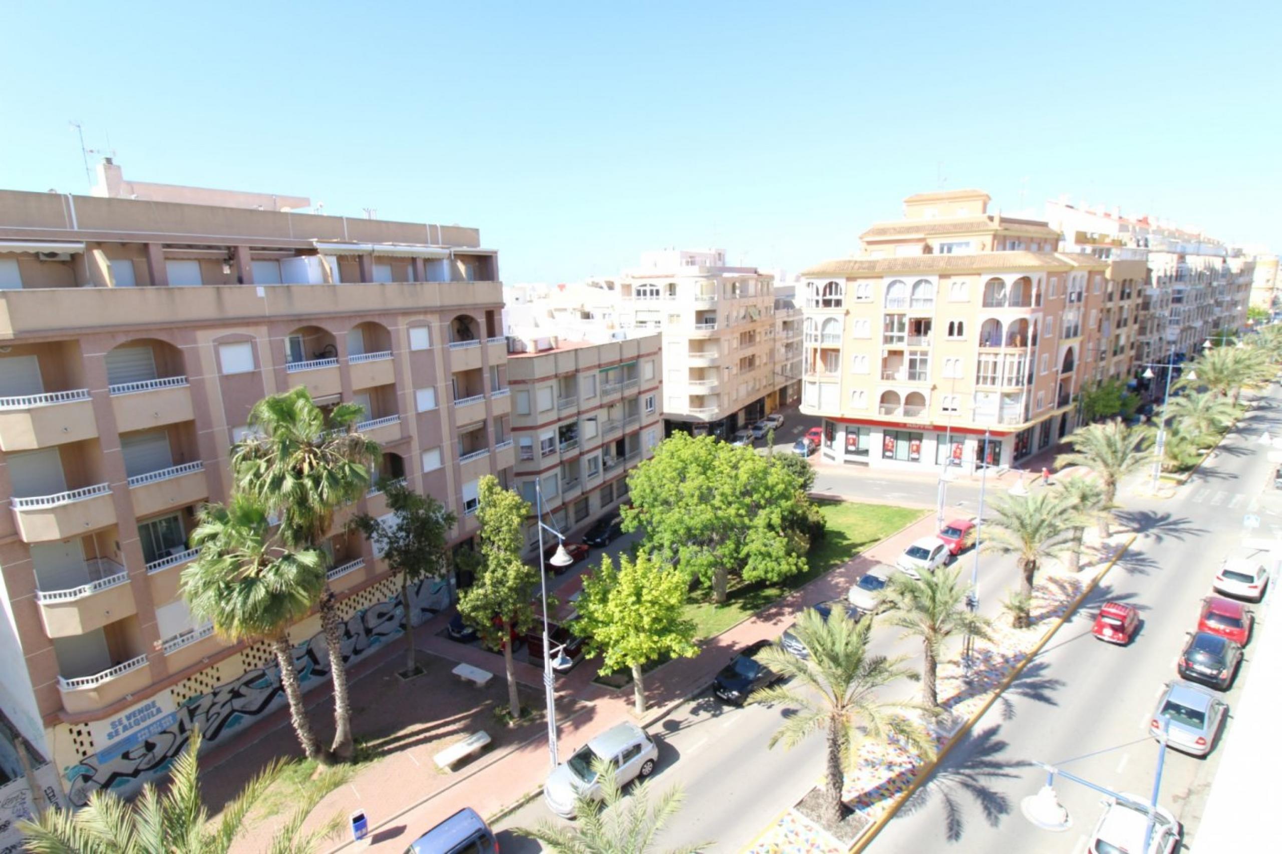 Magnifique appartement d'orientation sud avec terrasse à av. Havaneras 200 m de Playa del Cura