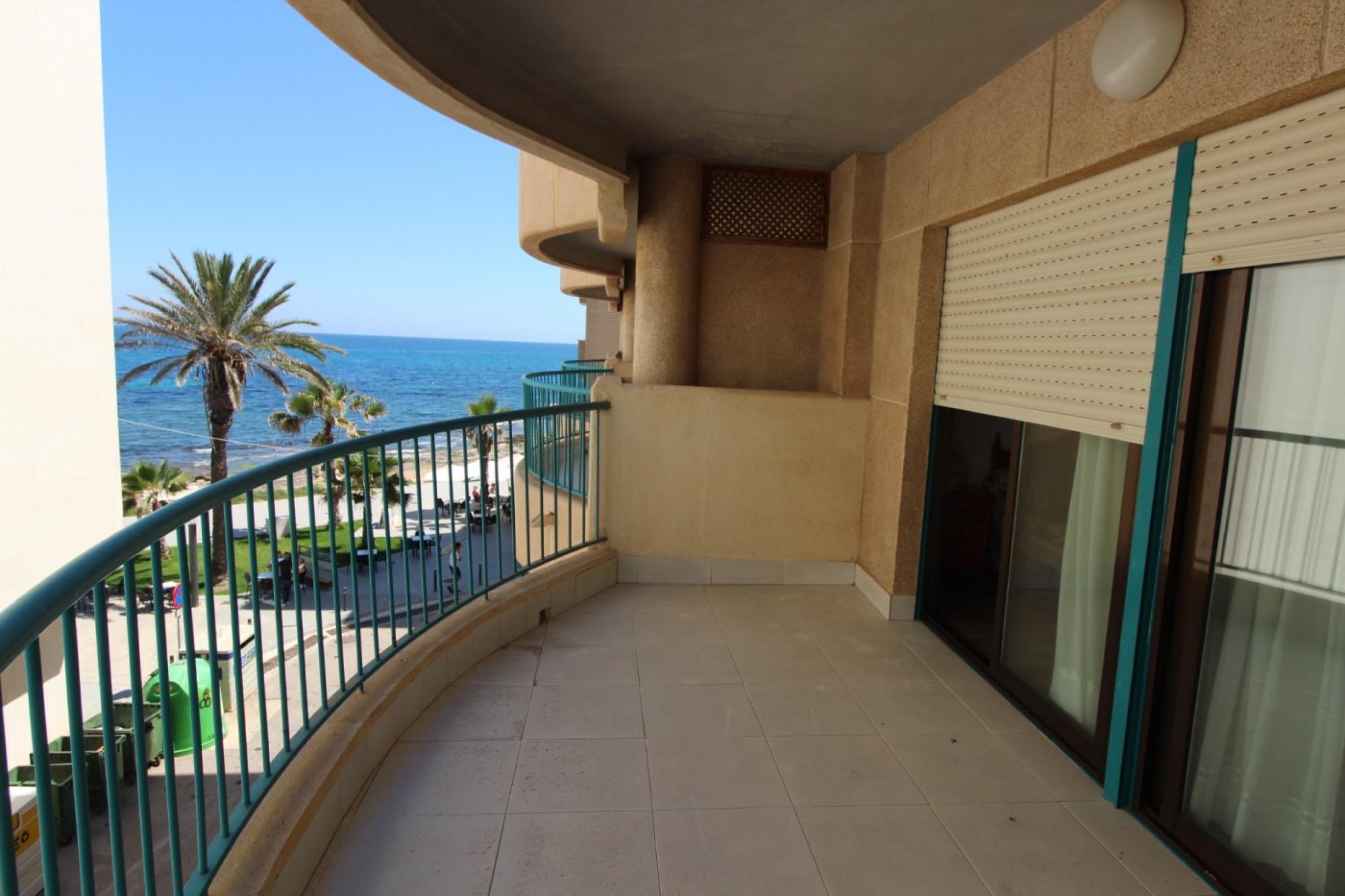 Appartement spectaculaire première ligne de la plage de Cura