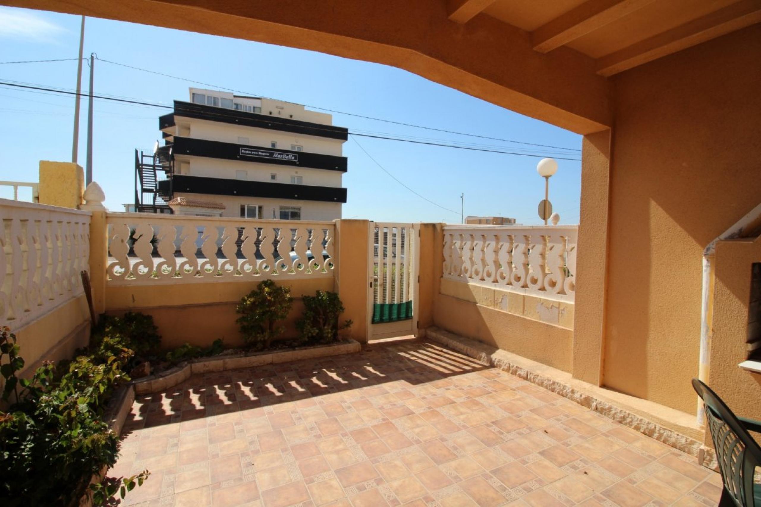 Logement de 3 chambres donnant sur la mer sur la plage de Los Crazy