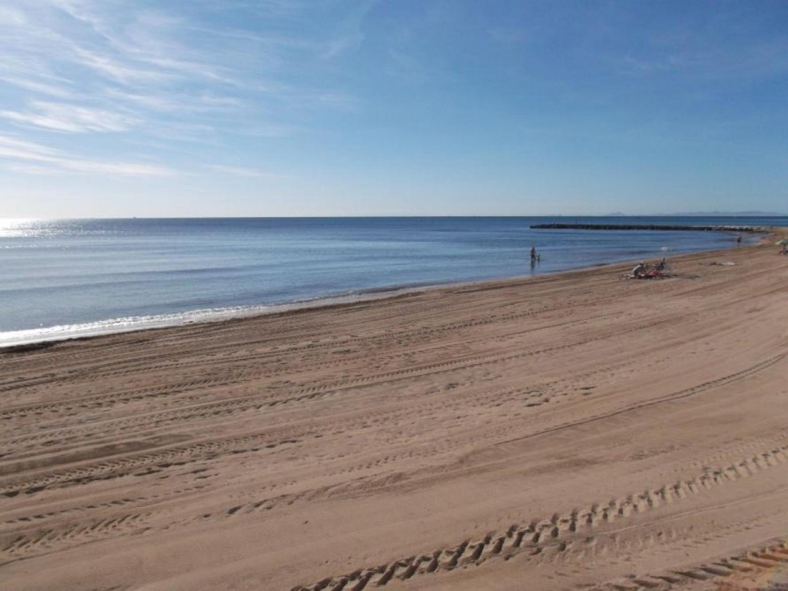 Appartement 100m de la plage de Los Locos avec garage