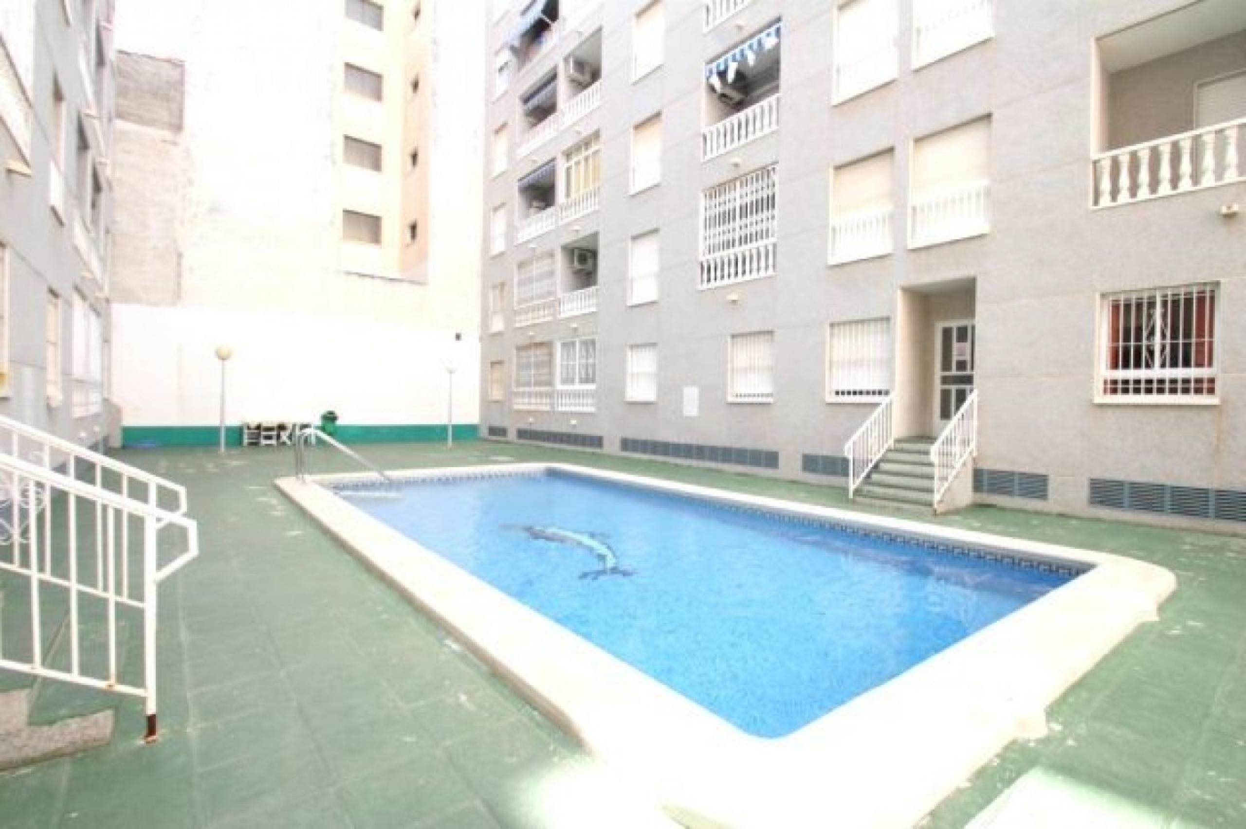 Appartement 2 chambres + Piscine, 400 mètres de la plage de Los Locos, à Torrevieja