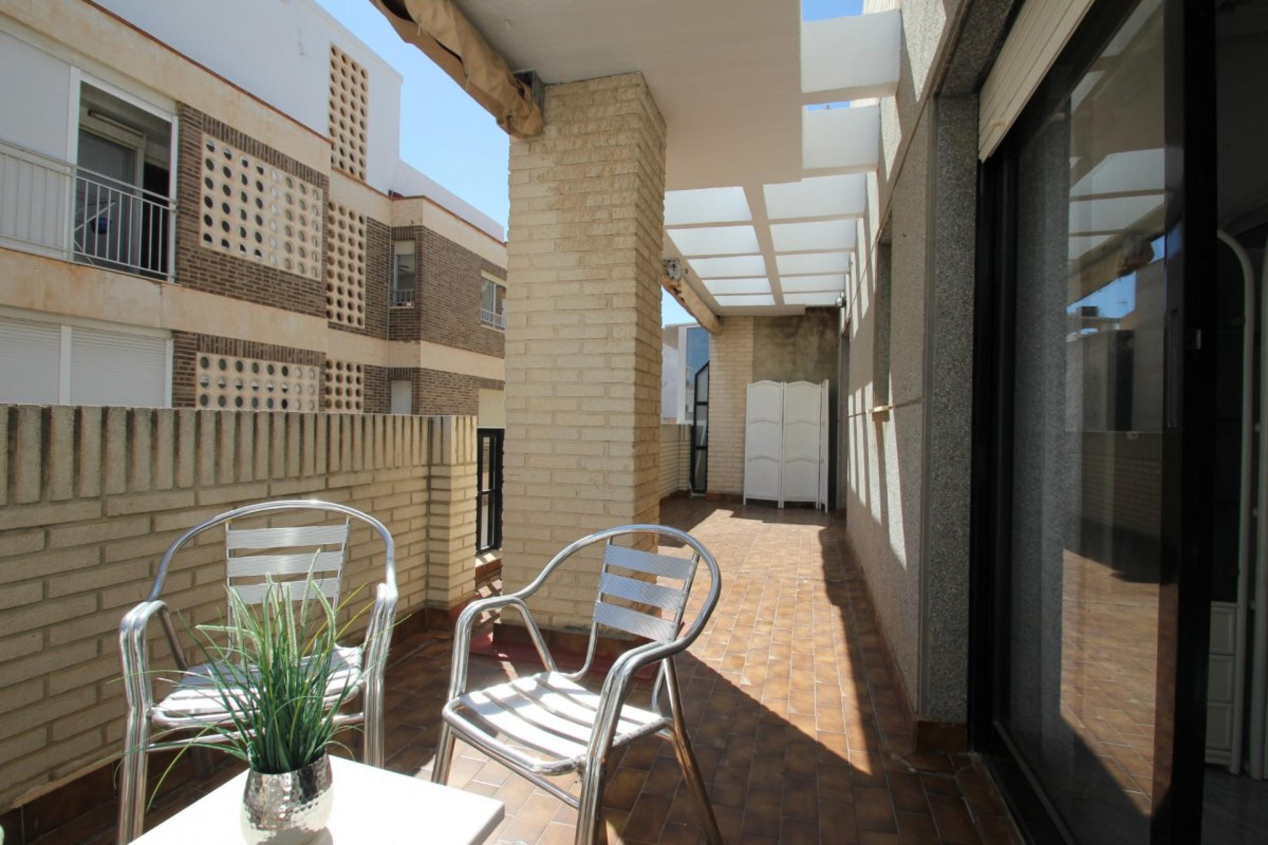 Appartement à côté du Paseo Marã Timo avec une grande terrasse