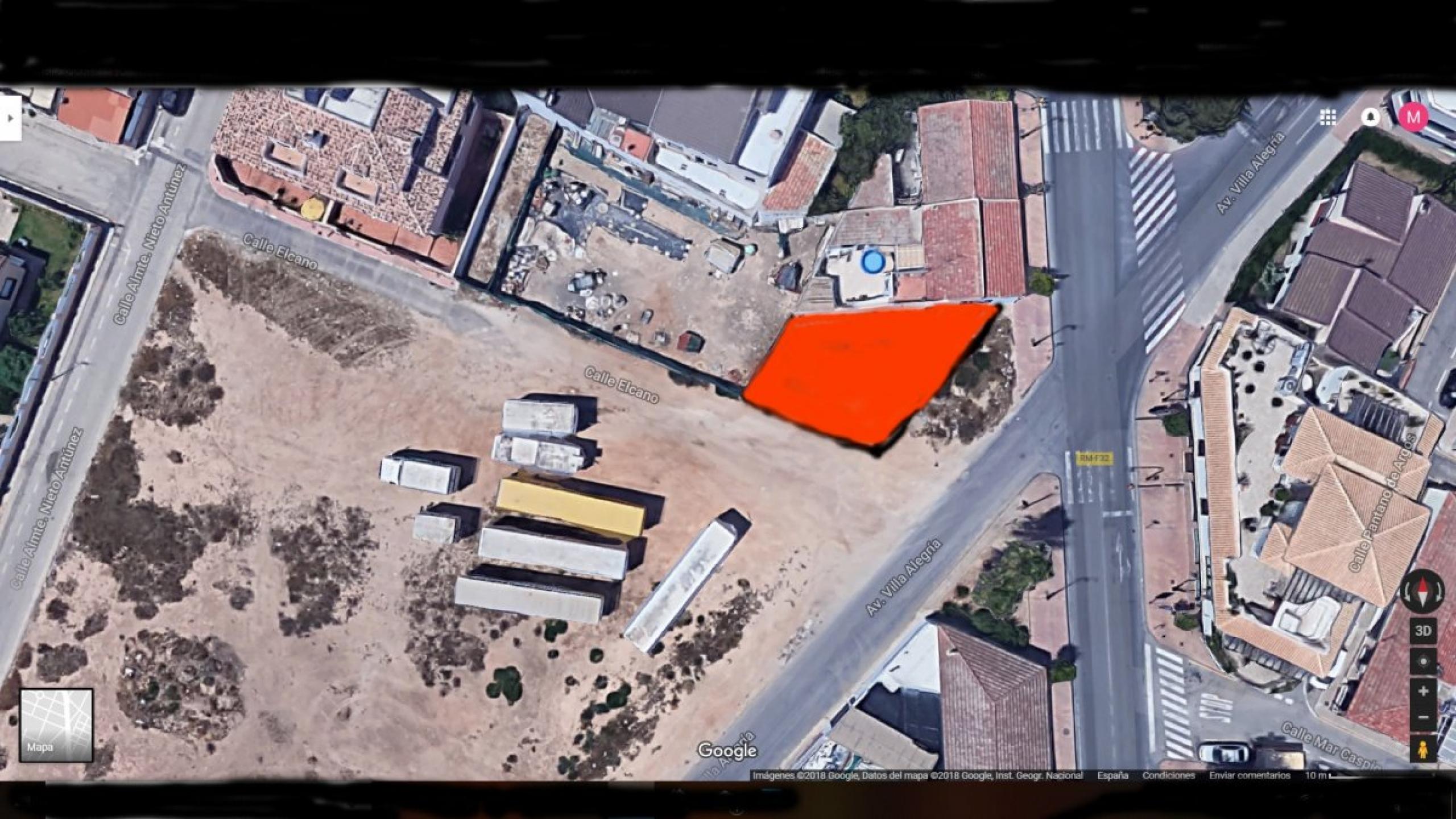 Terrain de 172 m2 à trois rues à San Pedro del Pinatar