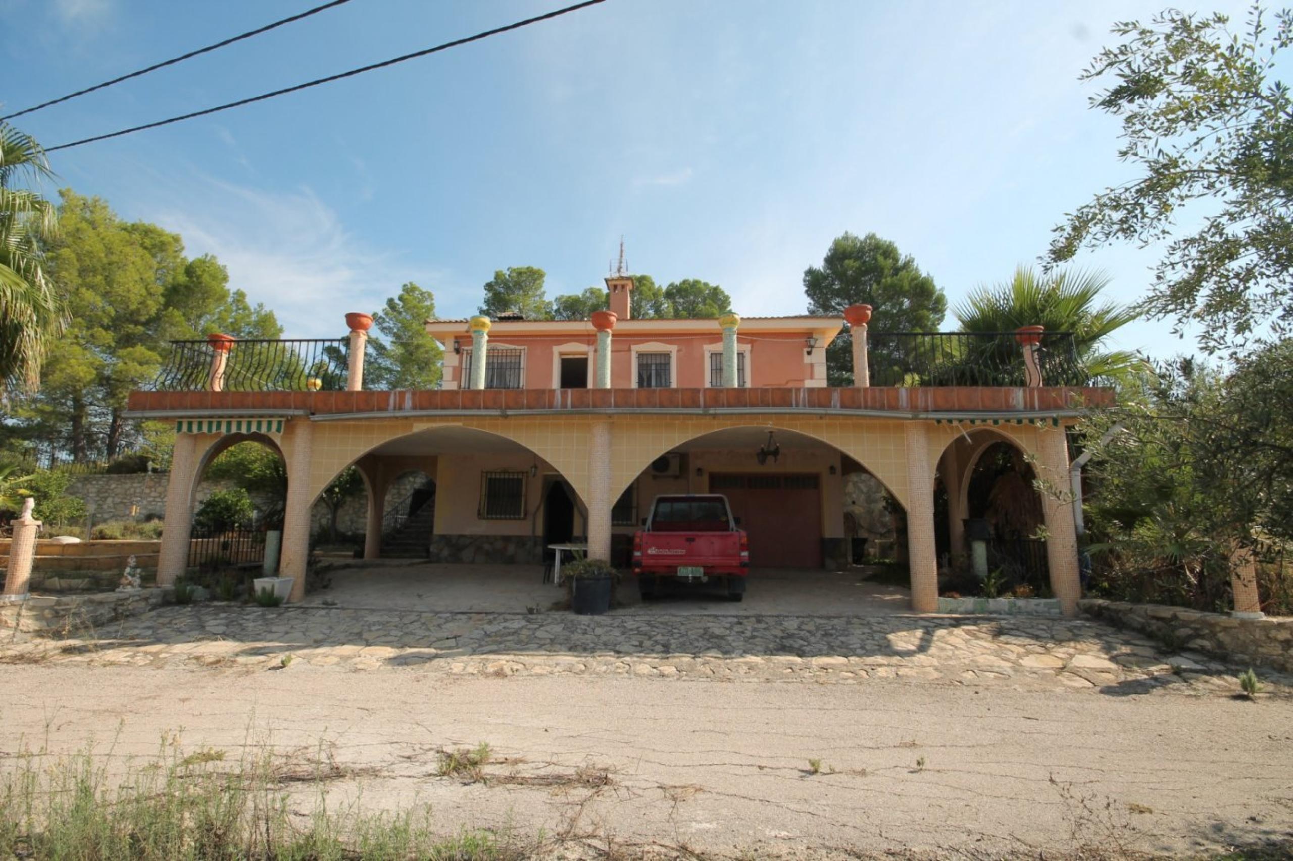 Finca avec maison et vue sur la montagne