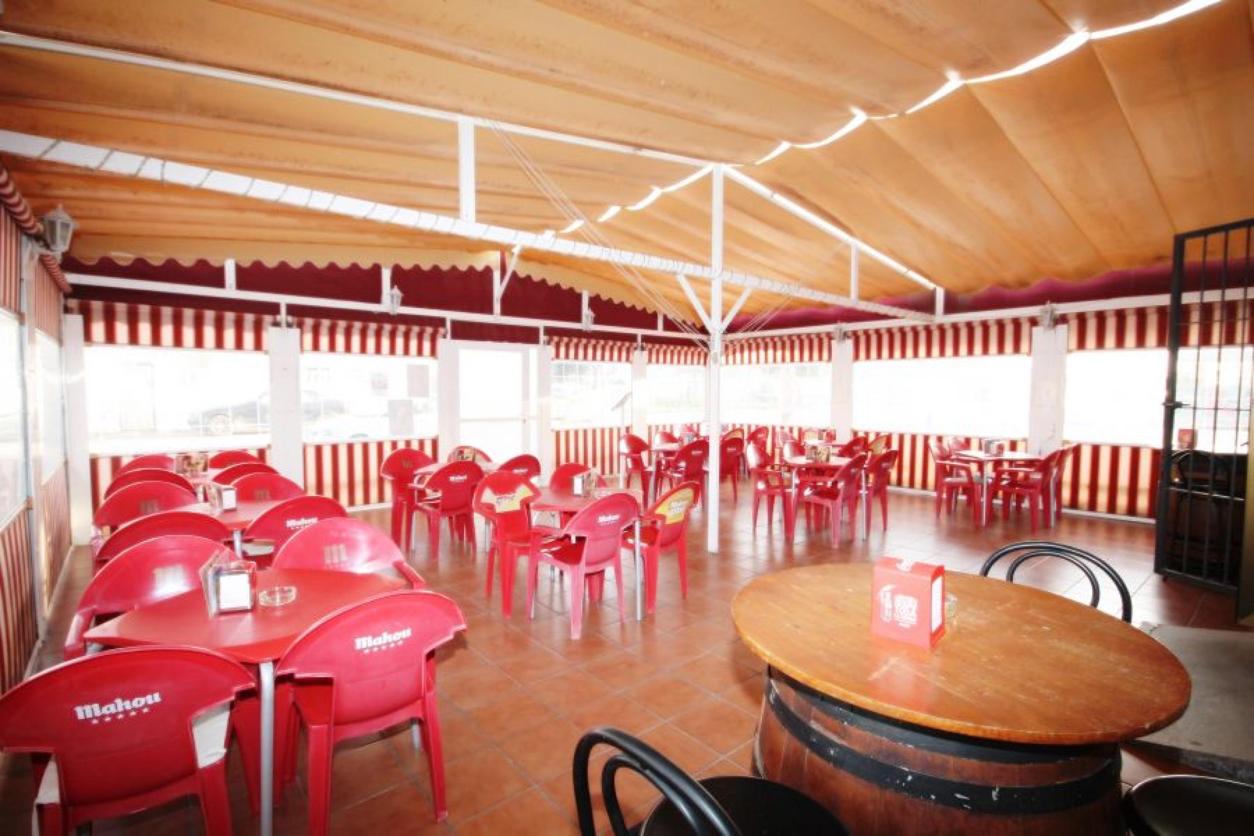 Restaurant à Torrettas III-Vista Salinas.