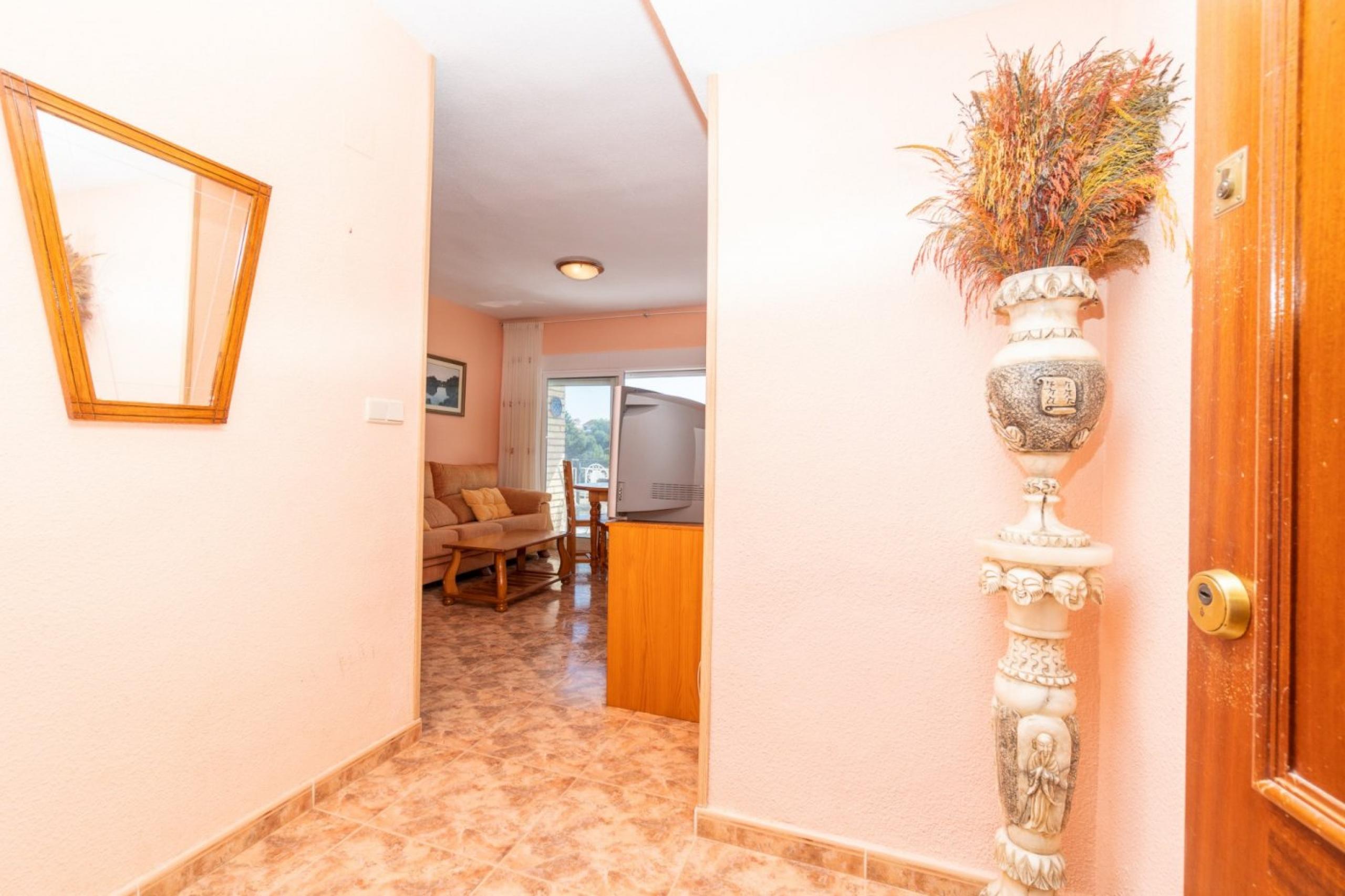 Opportunité unique !! Appartement à Punta Prima