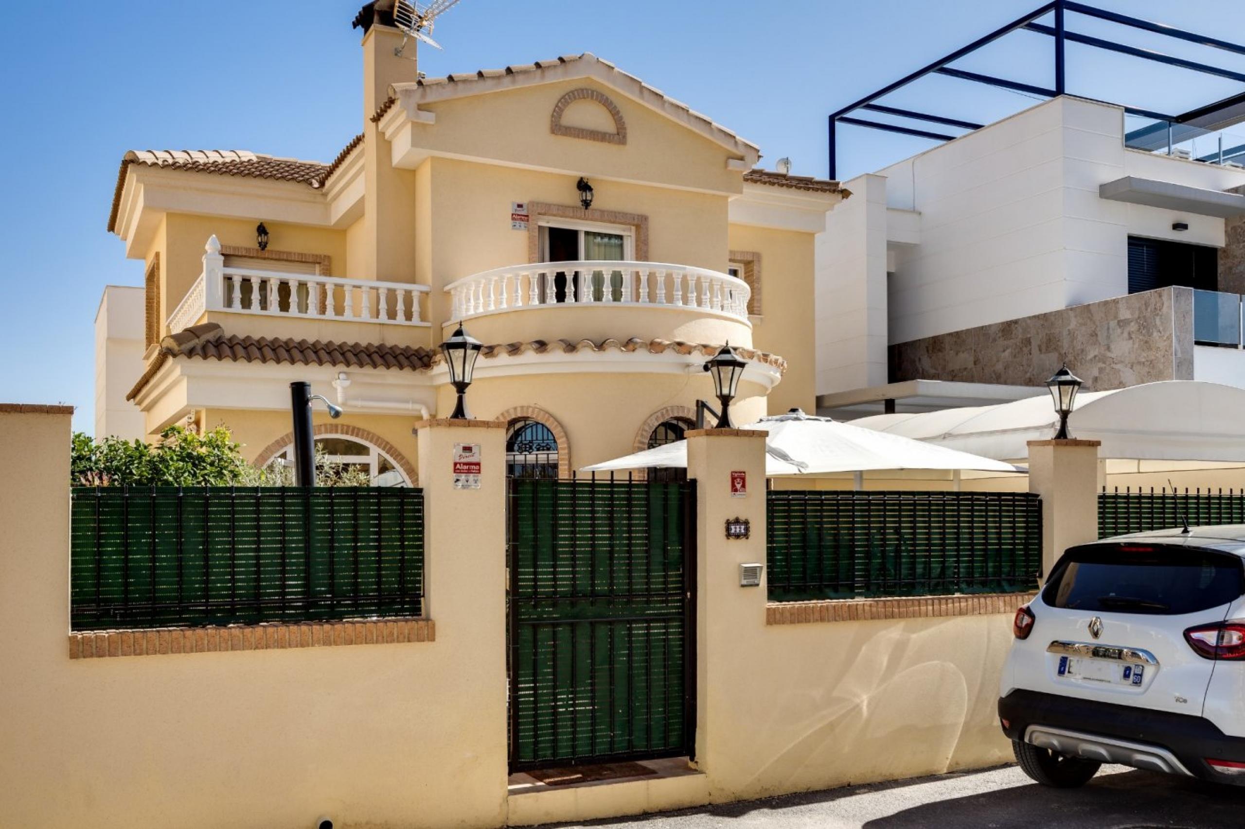 Villa à Occasions résidentielles, Orihuela Costa avec 3 chambres