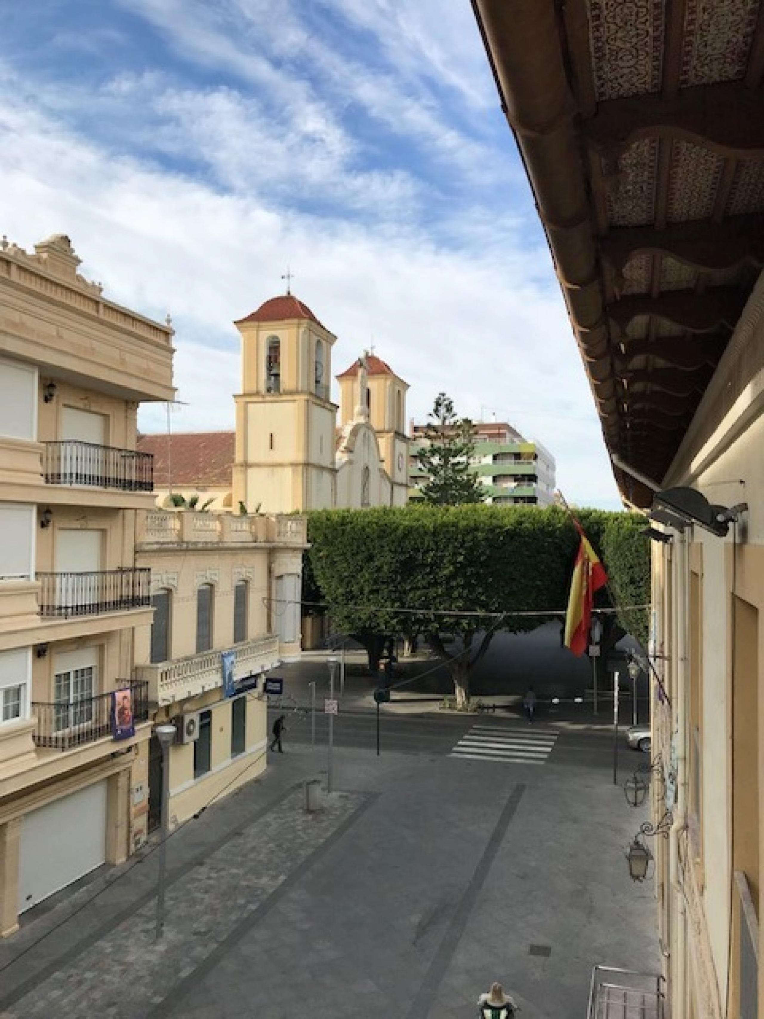 Appartement inhabituel à côté des qualités extraordinaires du casino Pl.Garage, de stockage et de solarium privé