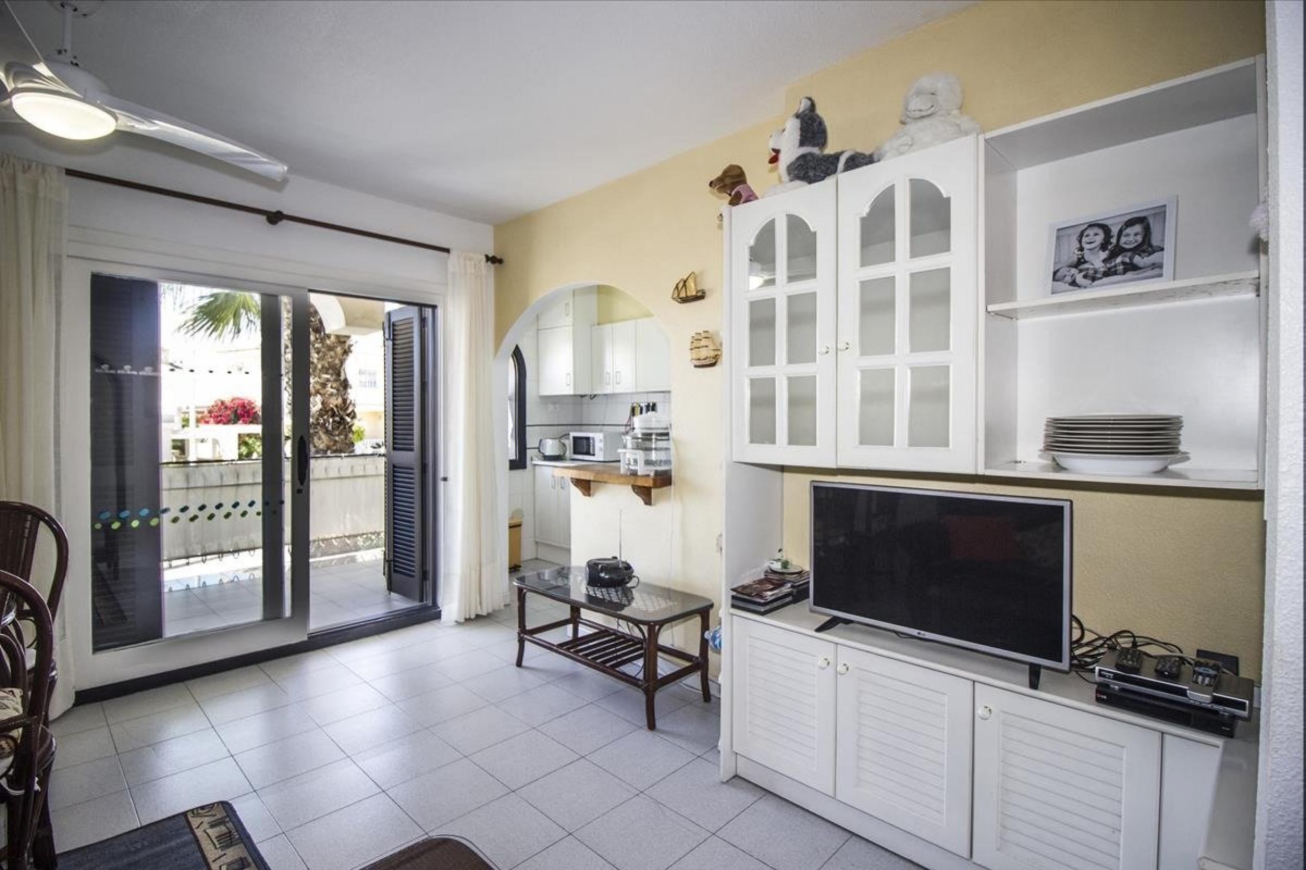 Appartement à Torre del Moro avec vue sur la piscine et la mer