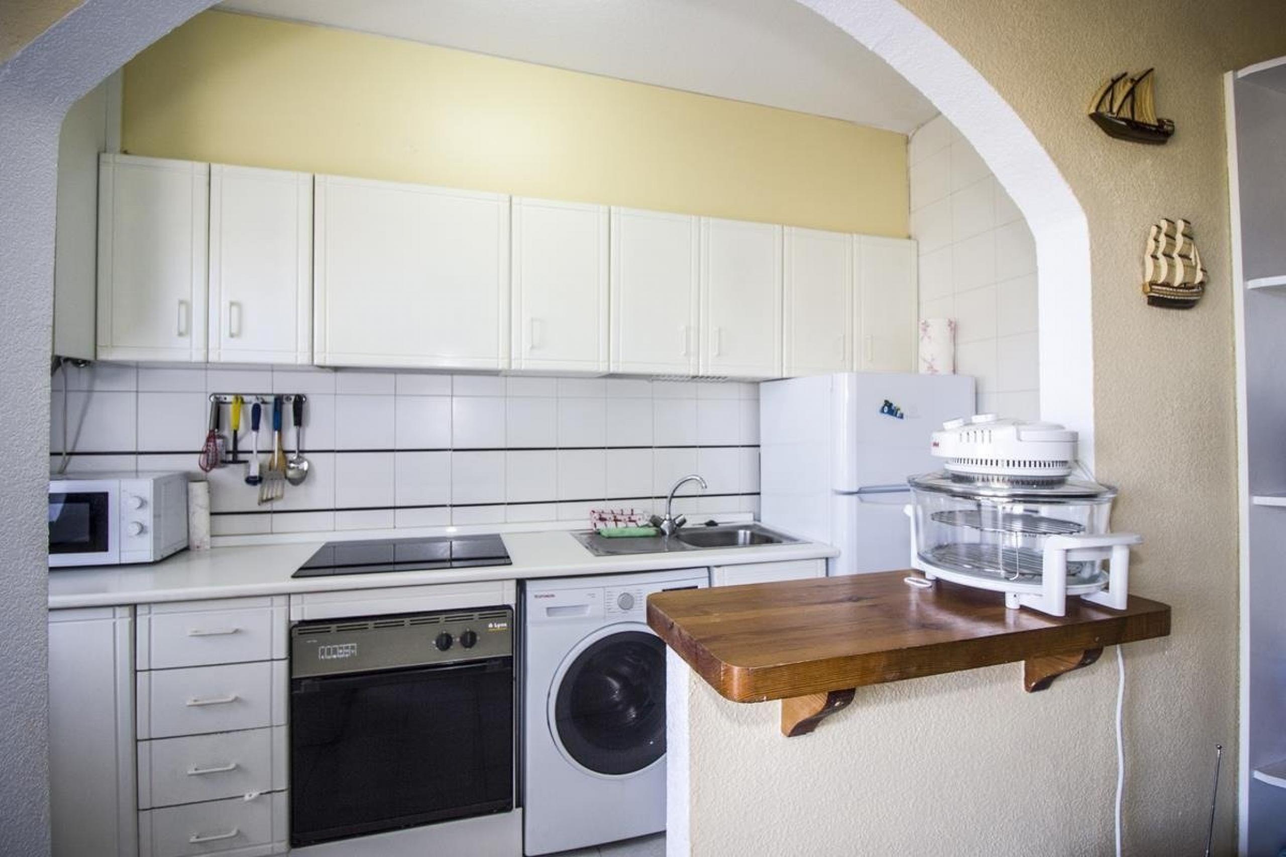 Appartement à Torre del Moro avec vue sur la piscine et la mer