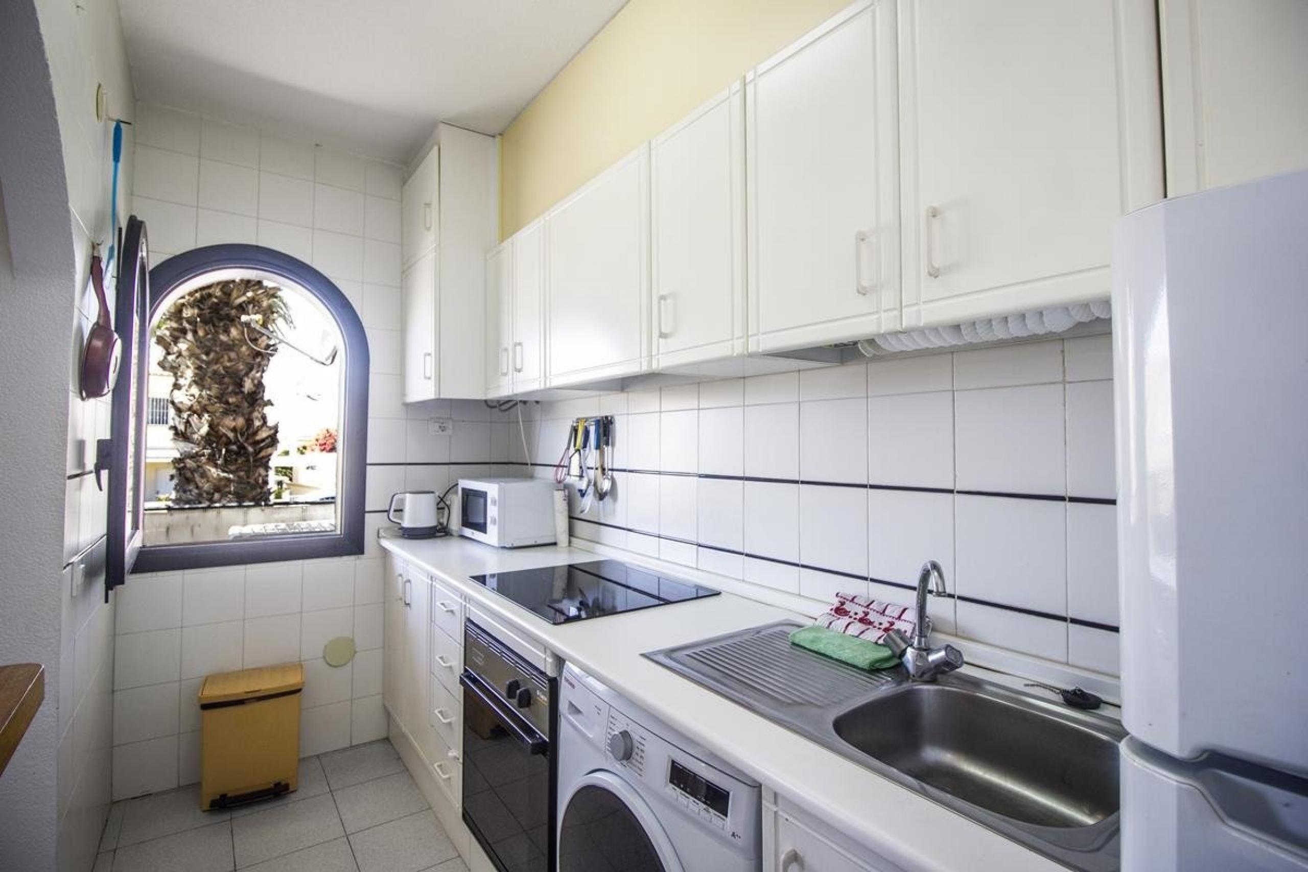 Appartement à Torre del Moro avec vue sur la piscine et la mer