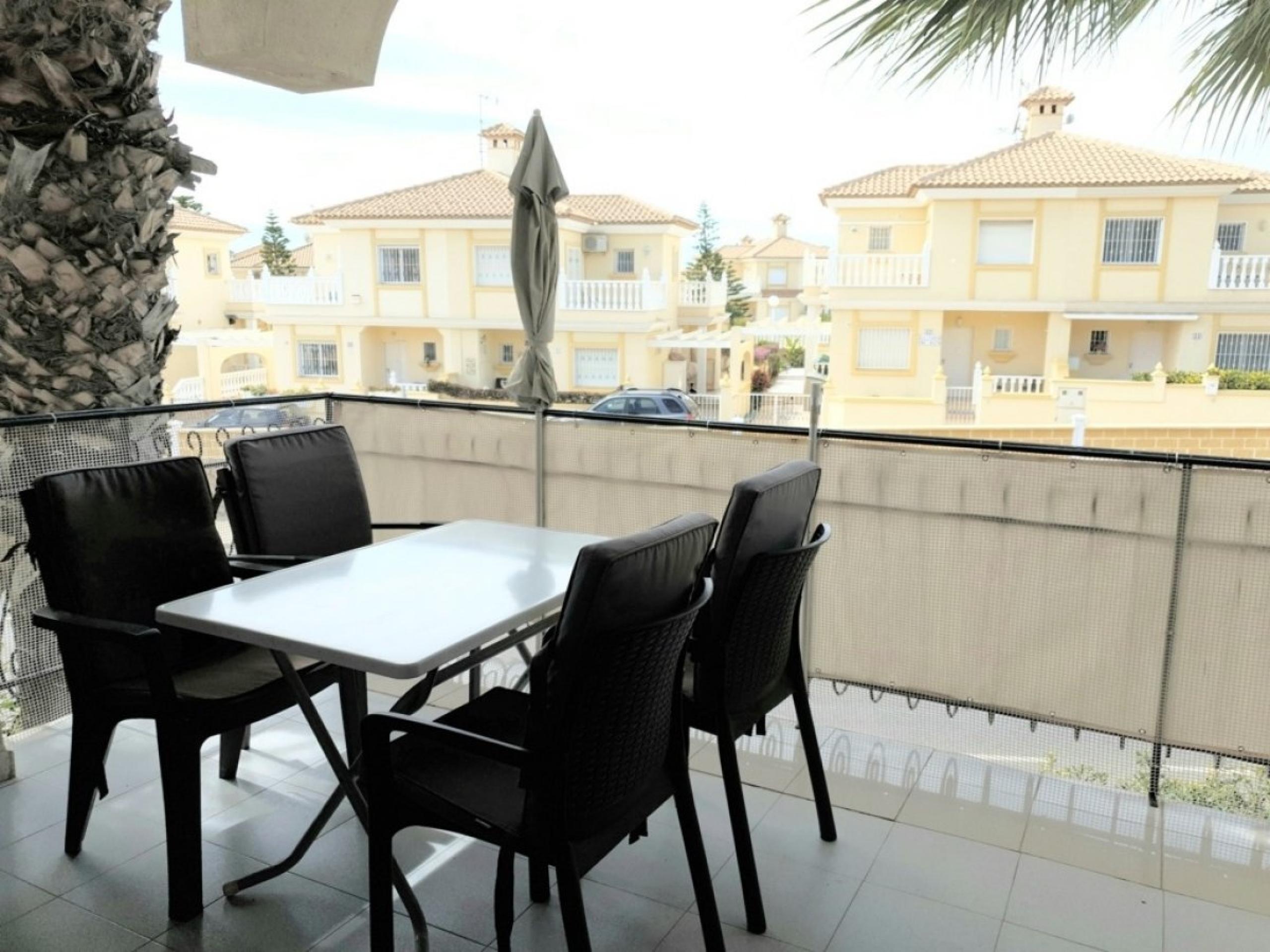 Appartement à Torre del Moro avec vue sur la piscine et la mer