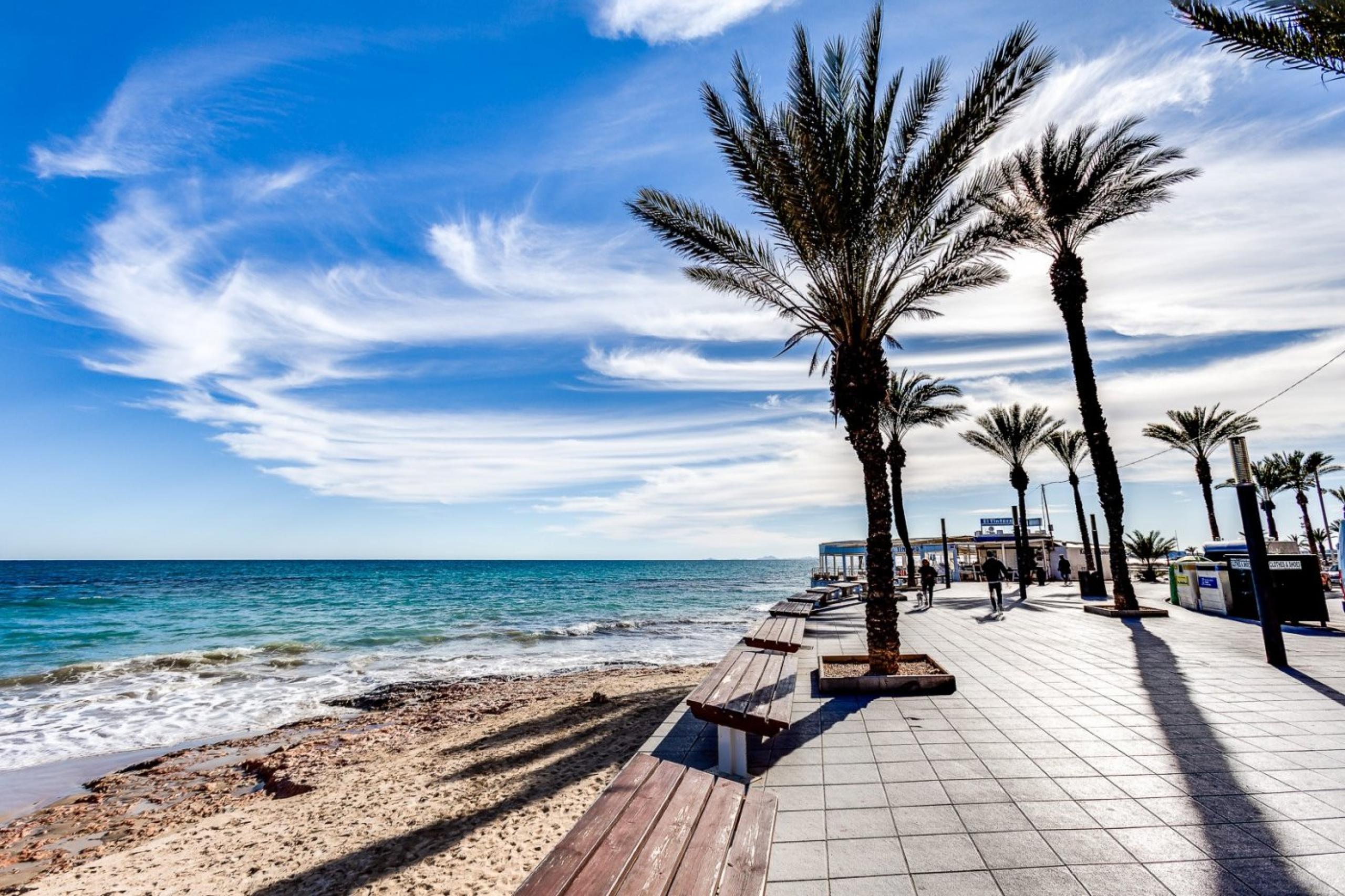 Pour les grandes familles à seulement 300 mètres de la plage