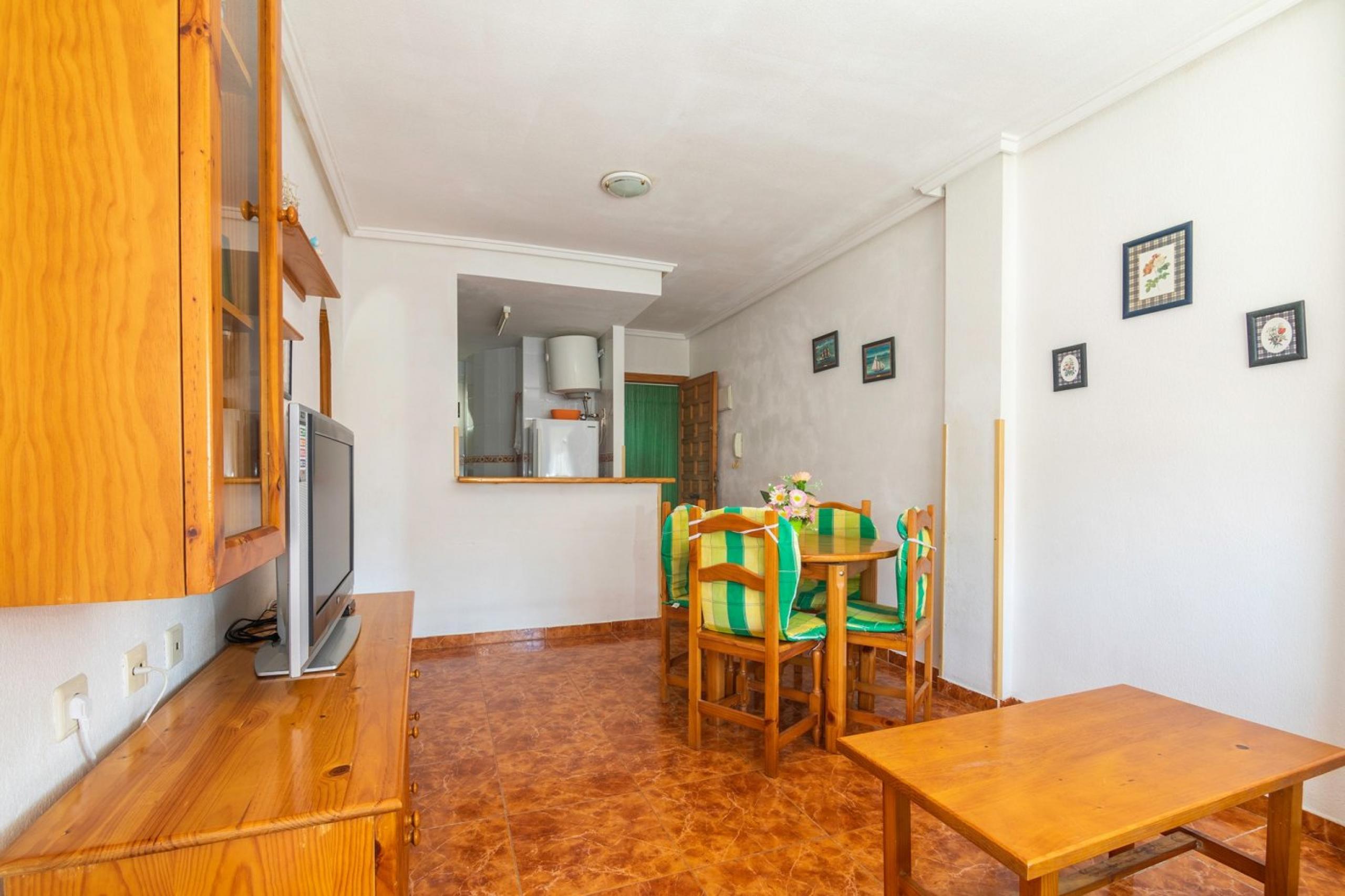 Appartement avec piscine et parking à côté de l'école et centre de santé