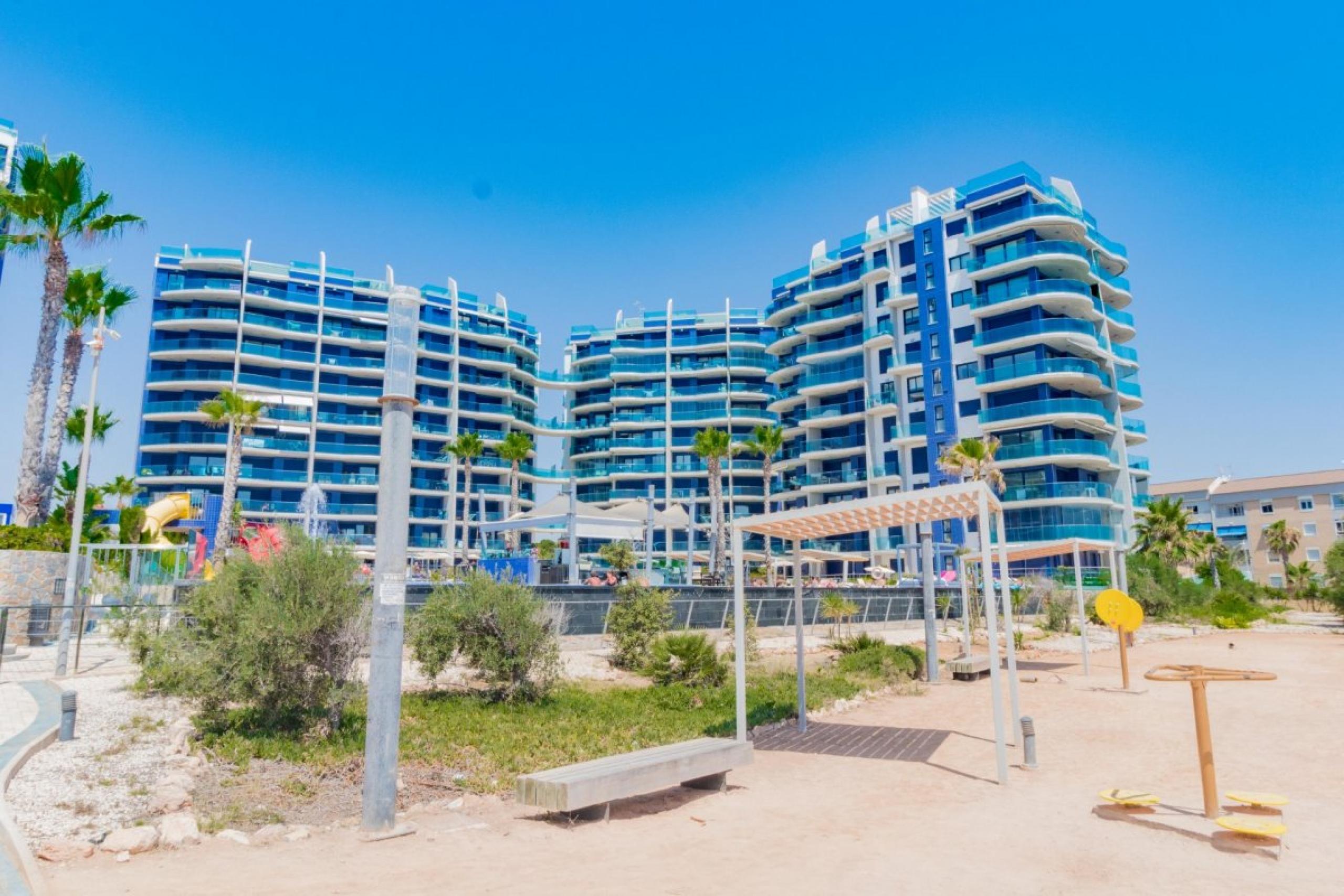 Superbe appartement de luxe en mer Sens (Punta Prima)