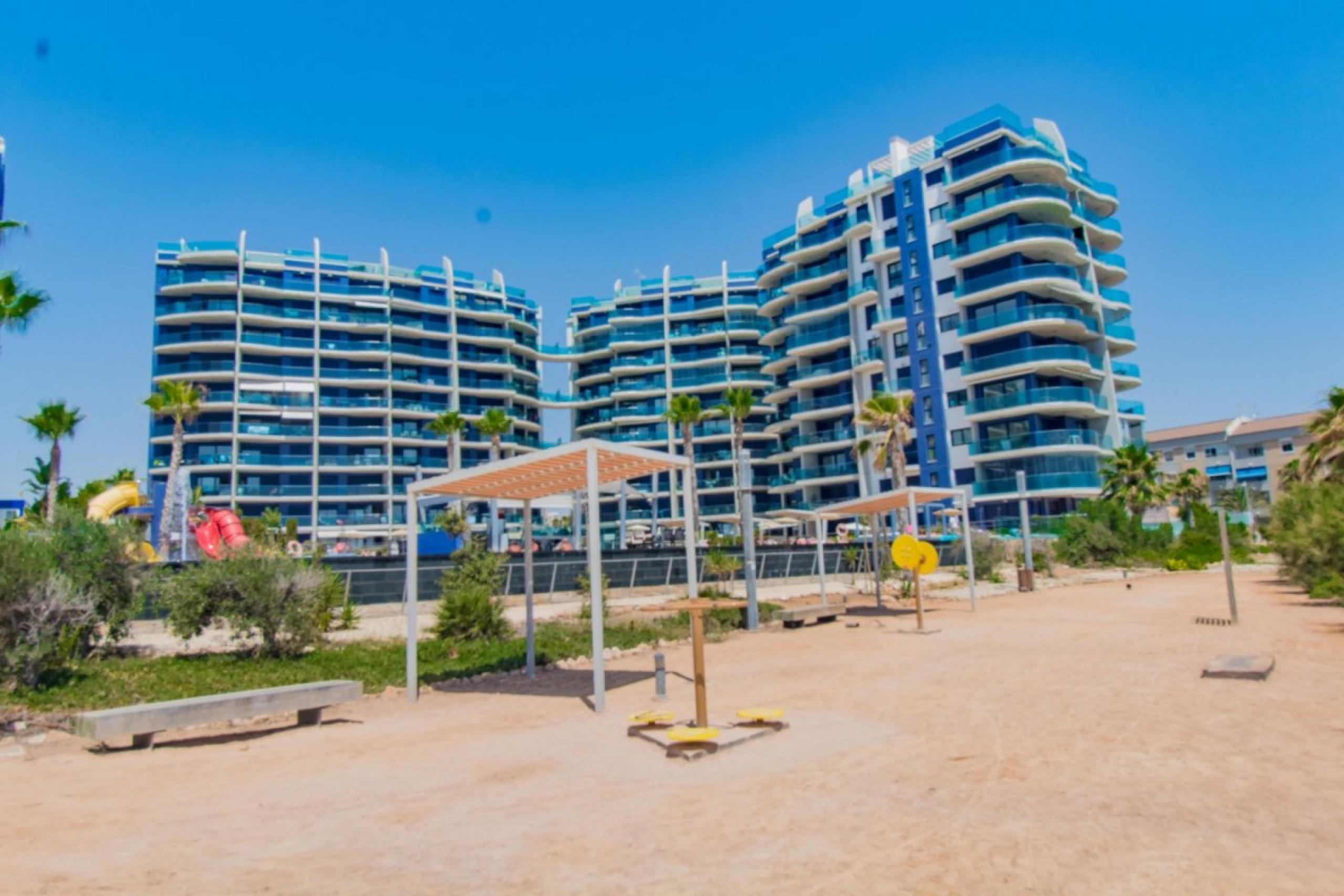 Superbe appartement de luxe en mer Sens (Punta Prima)