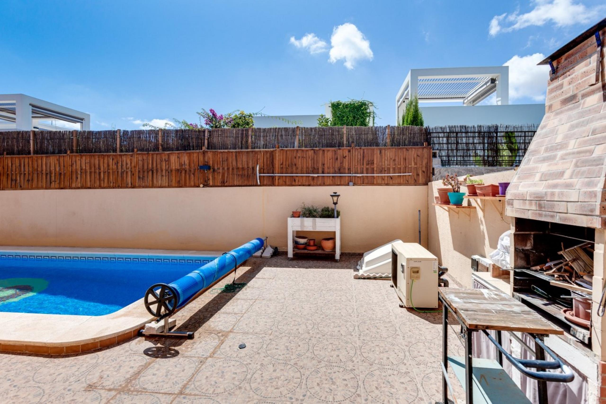 Chalet indépendant avec piscine privée à Campoamor, Orihuela Costa