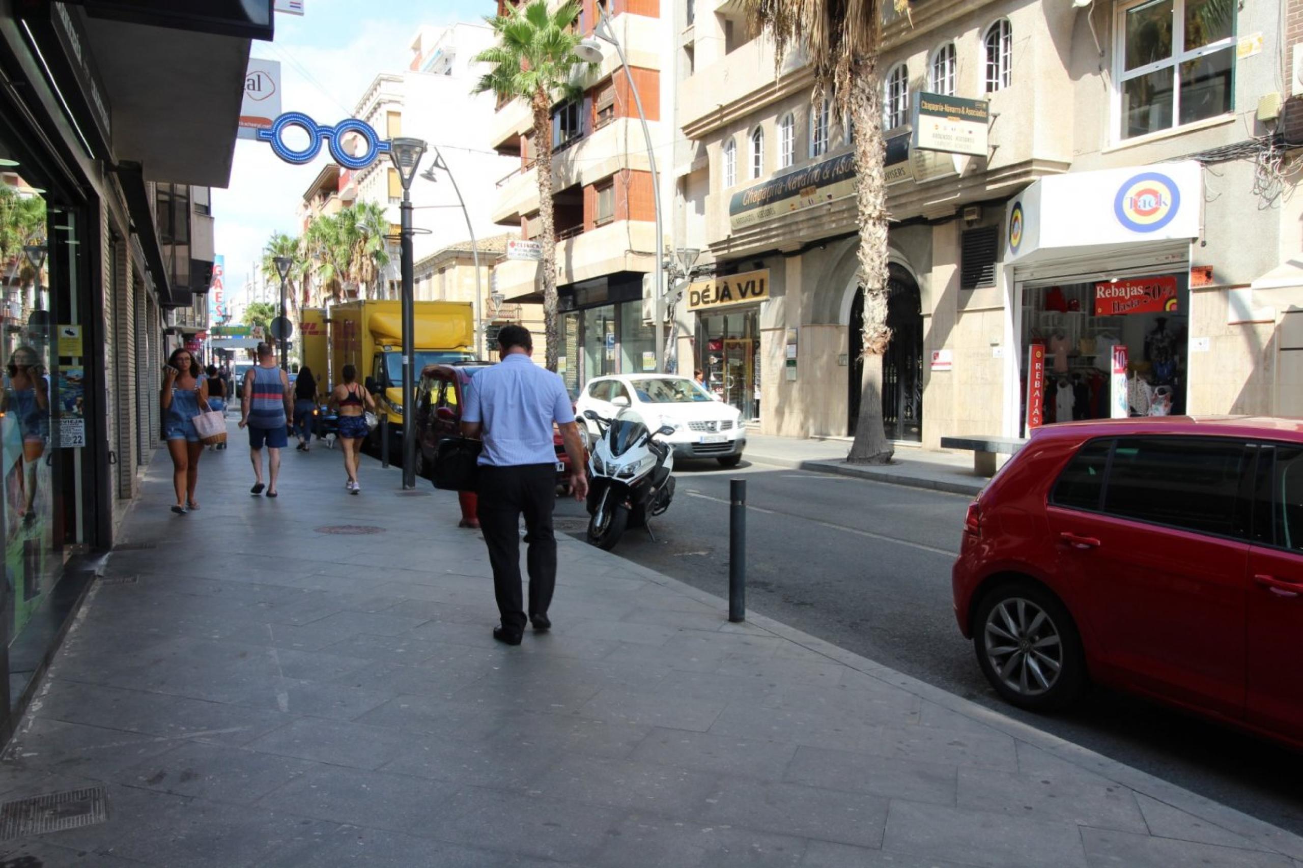 Logement parfait où résident toute l'année au centre de Torrevieja. Qualité et confort.