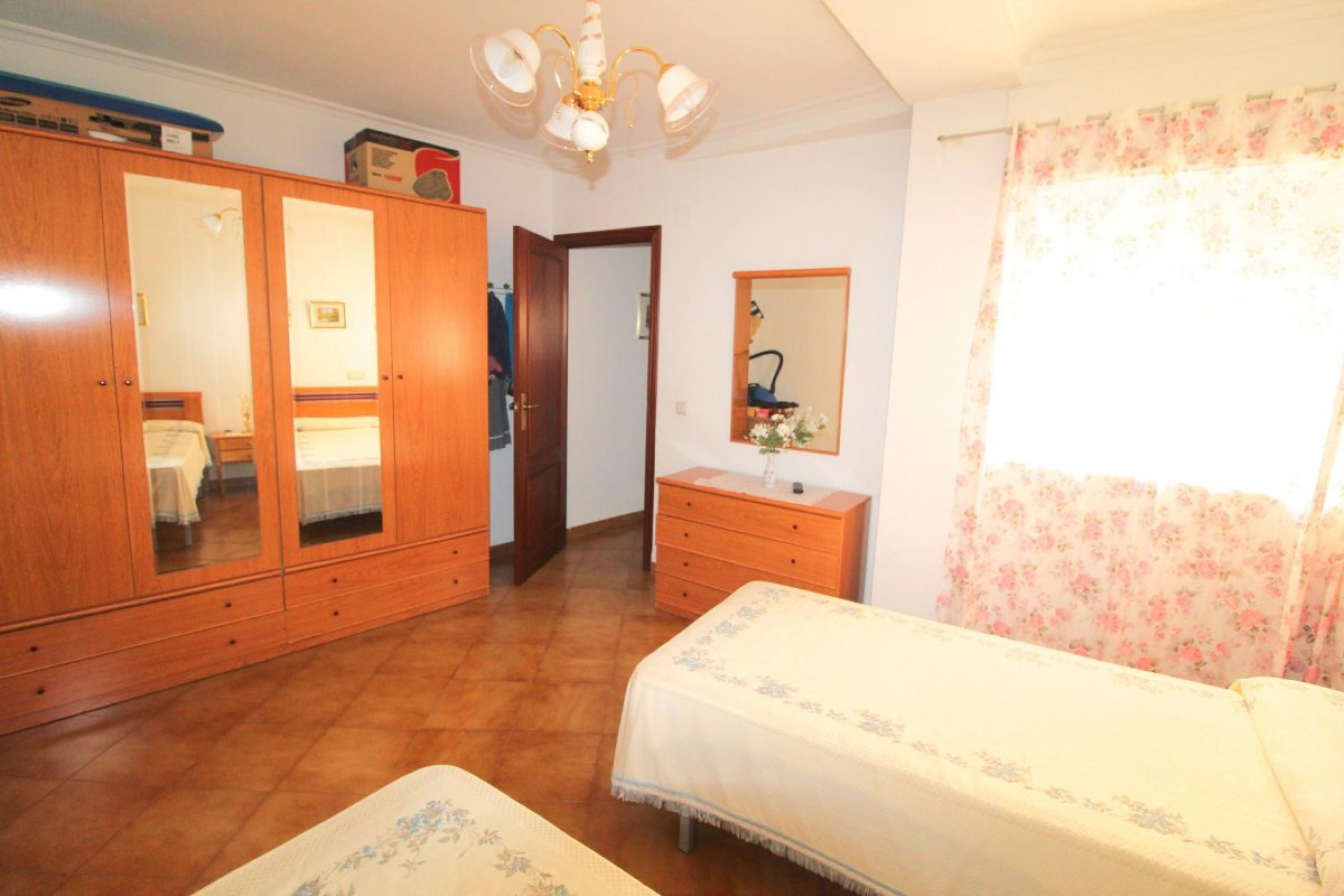 Appartement de 2 chambres à coucher dans la deuxième ligne plage de Los Locos, Torrevieja