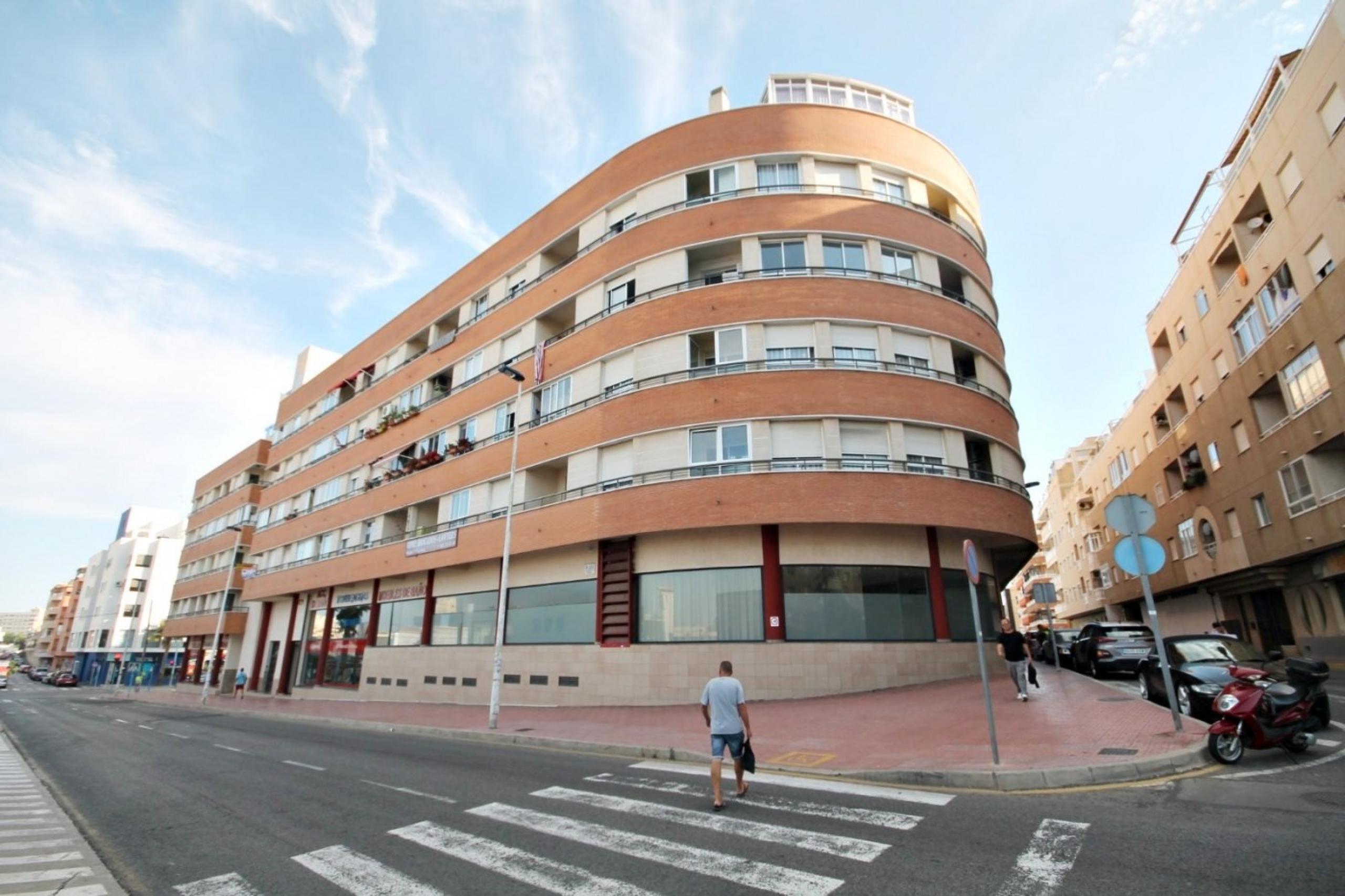 Deux chambres et deux salles de bains avec bon emplacement