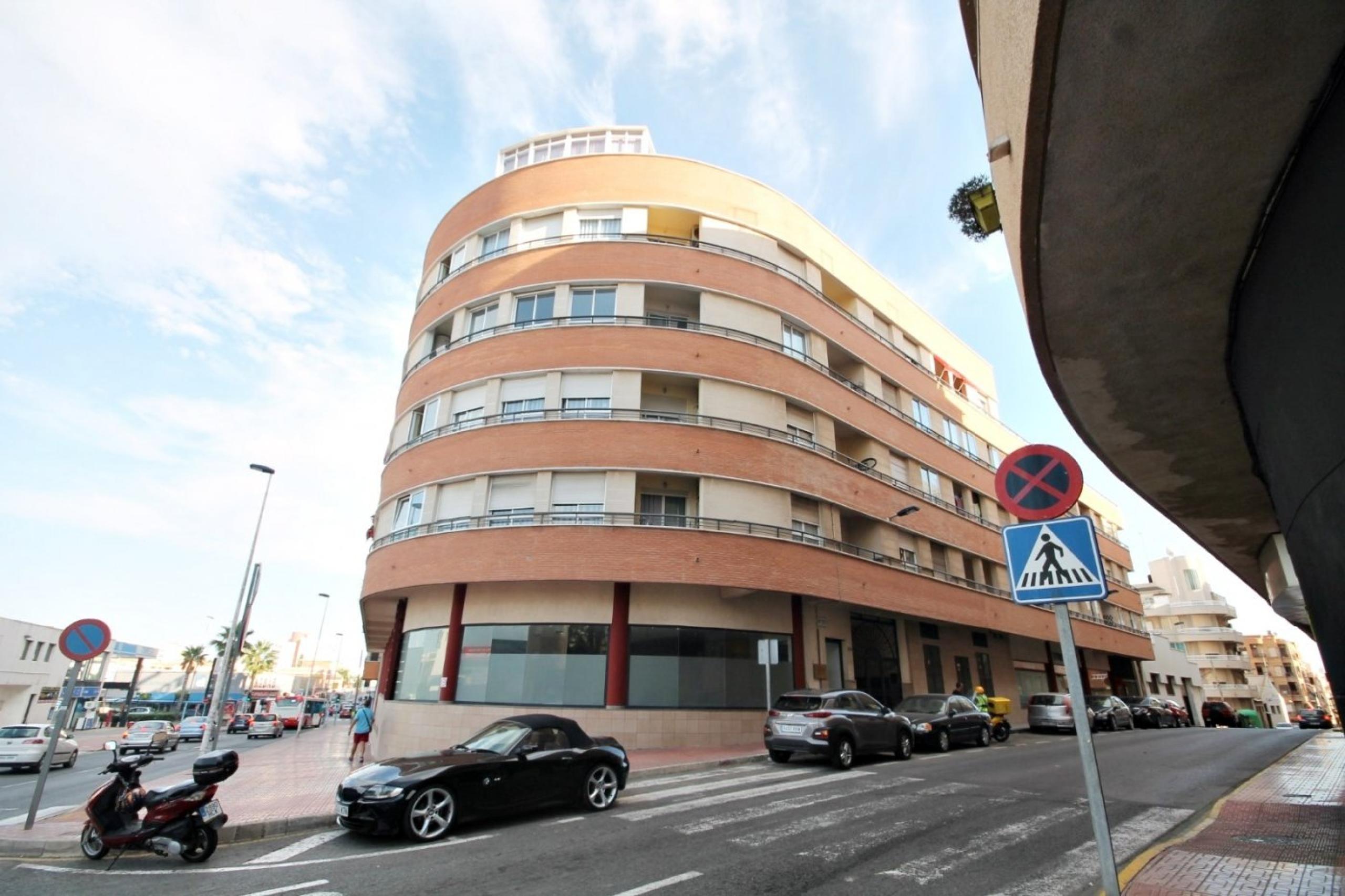 Deux chambres et deux salles de bains avec bon emplacement