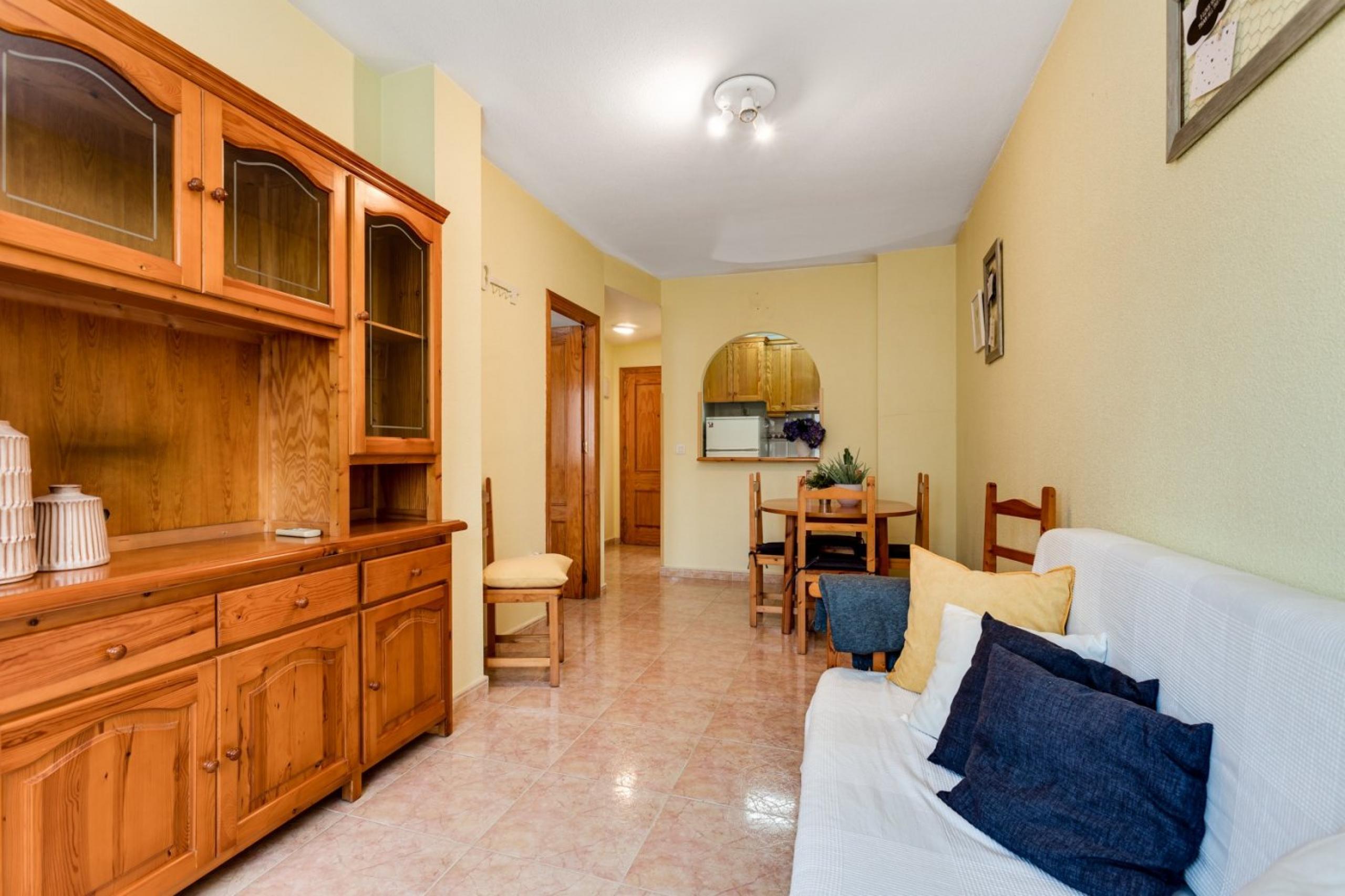 Appartement 1 chambre avec piscine communautaire dans le centre de Torrevieja