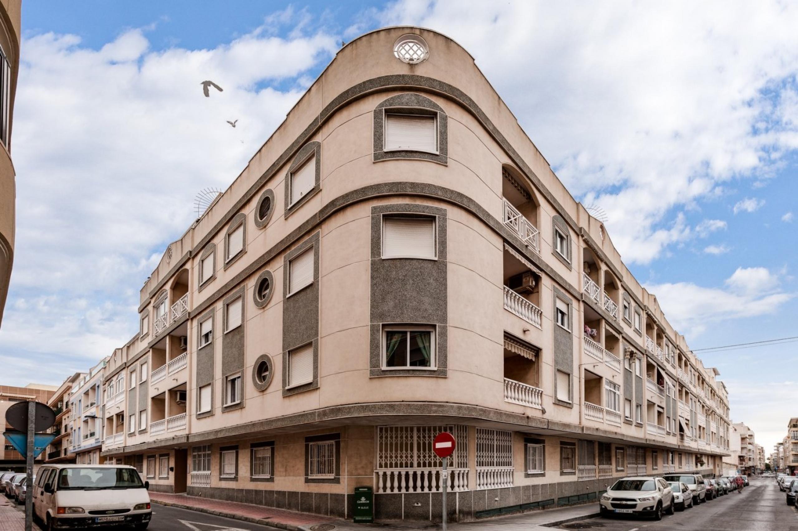 Appartement 1 chambre avec piscine communautaire dans le centre de Torrevieja