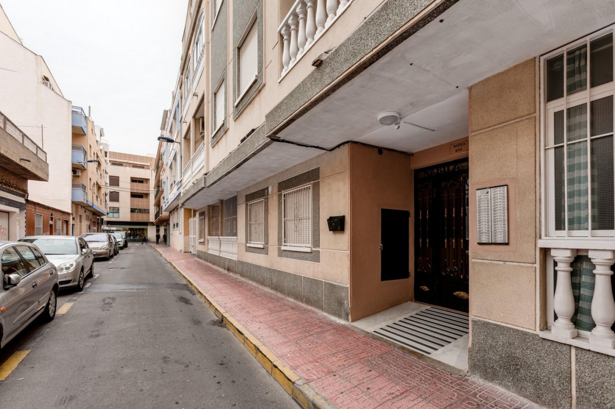 Appartement 1 chambre avec piscine communautaire dans le centre de Torrevieja