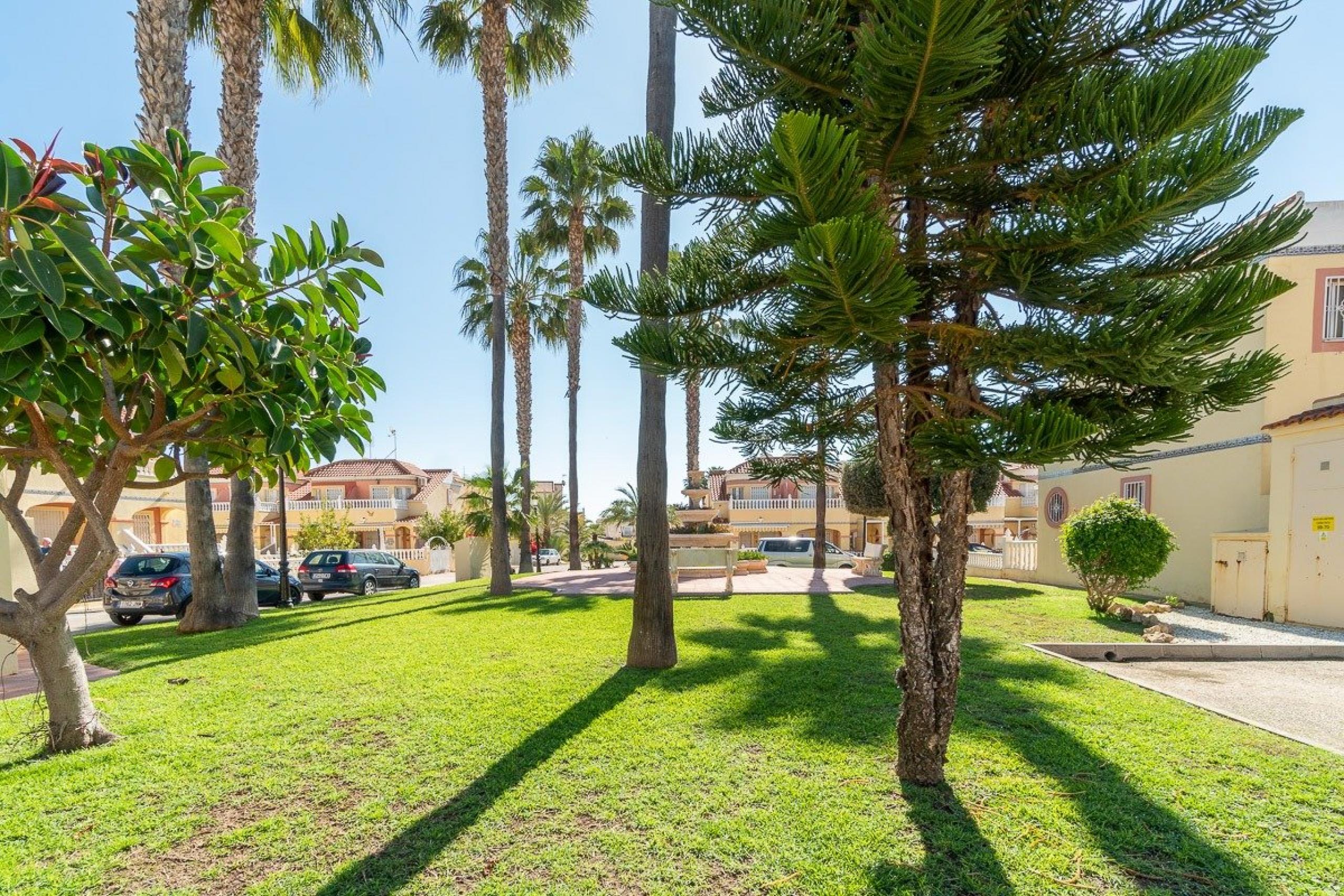 Bungalow au rez-de-chaussée en Zenia