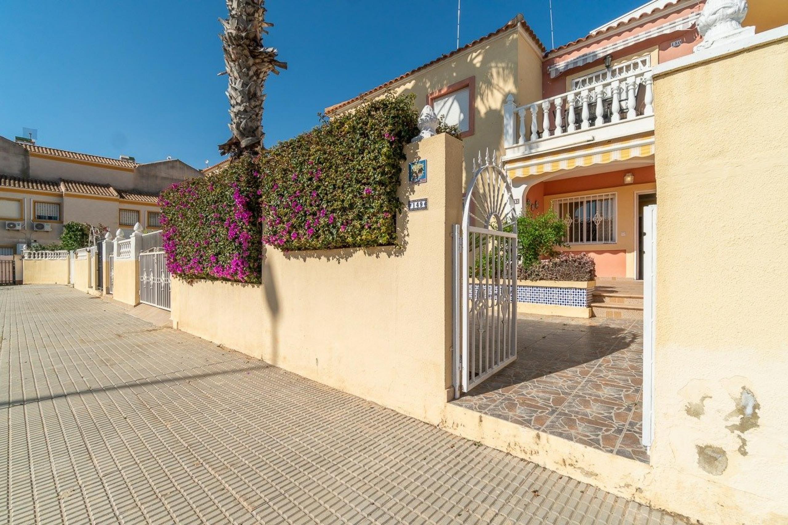 Bungalow au rez-de-chaussée en Zenia