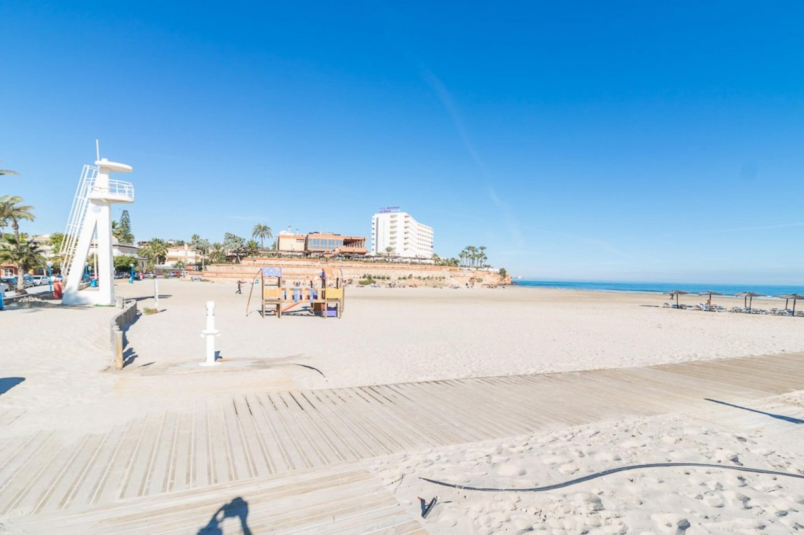 Nice quad à la plage de flamenca